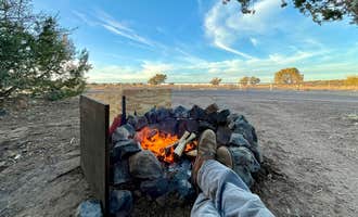 Camping near Crystal Forest Museum and Gifts: Concho lake, Vernon, Arizona