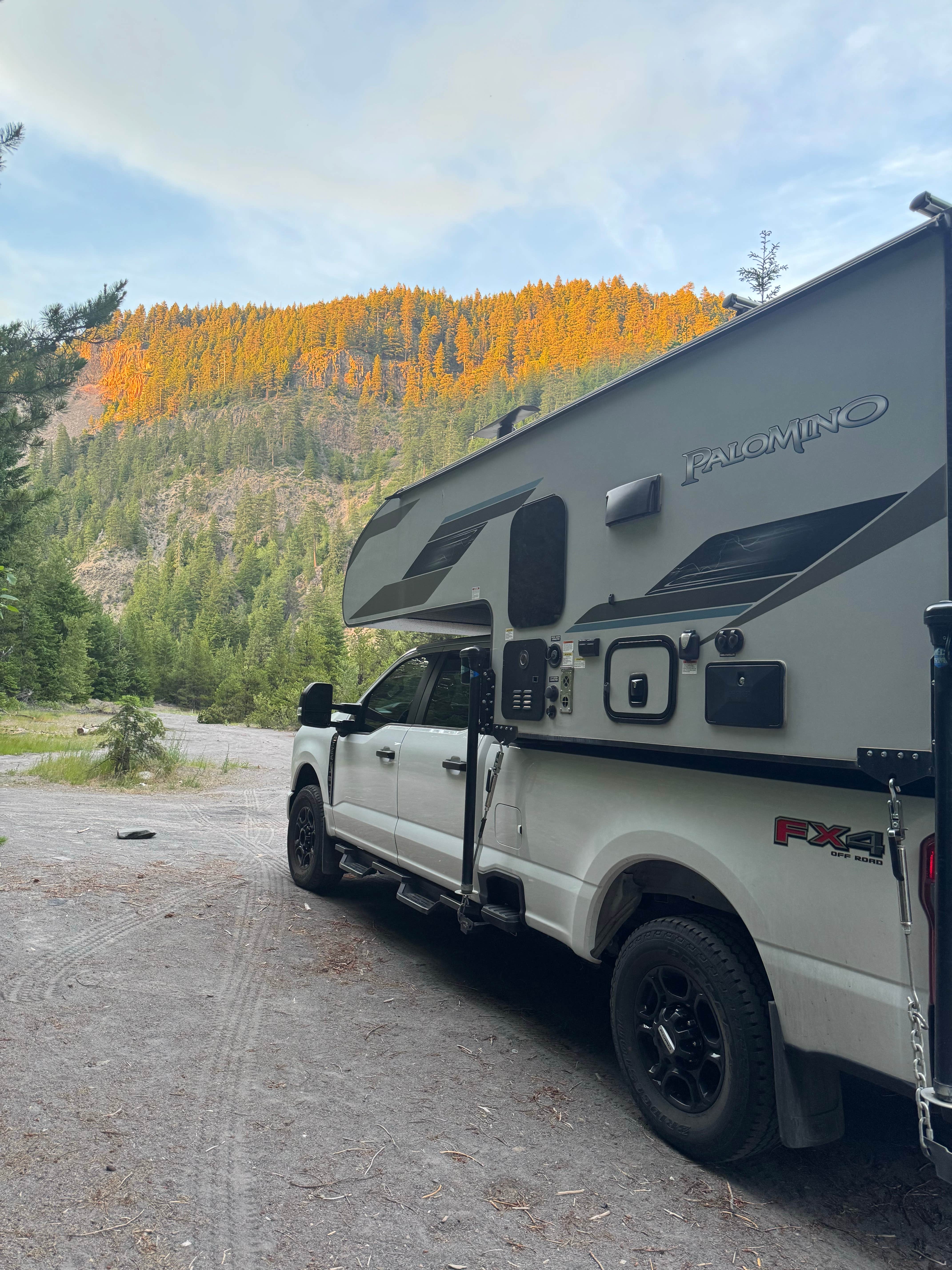 Camping near Pebble Ford Campground: Polallie Campground, Government Camp, Oregon