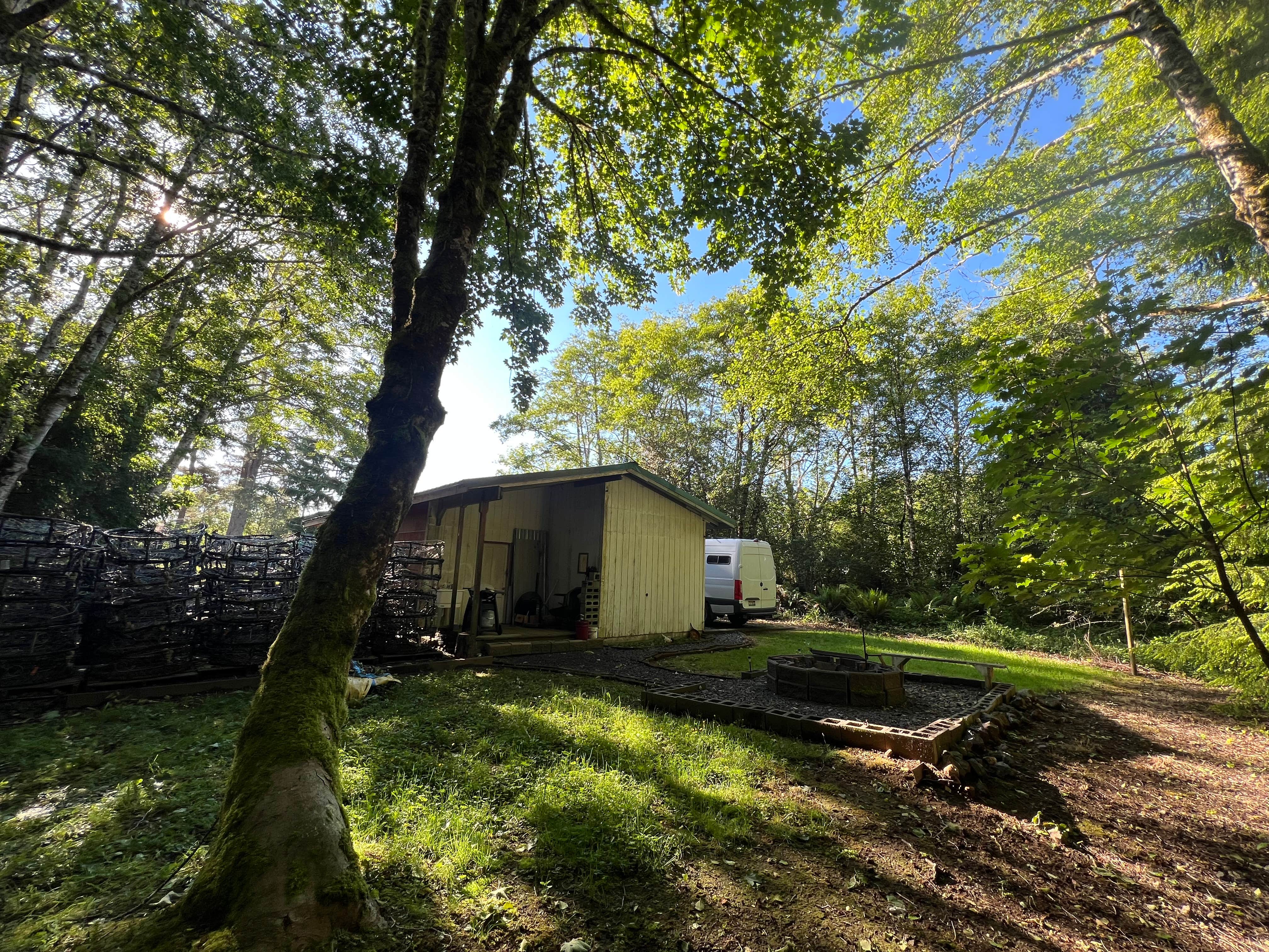 Crabbin’ Cabin