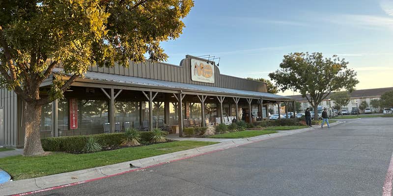 Camper submitted image from Cracker Barrel — Amarillo