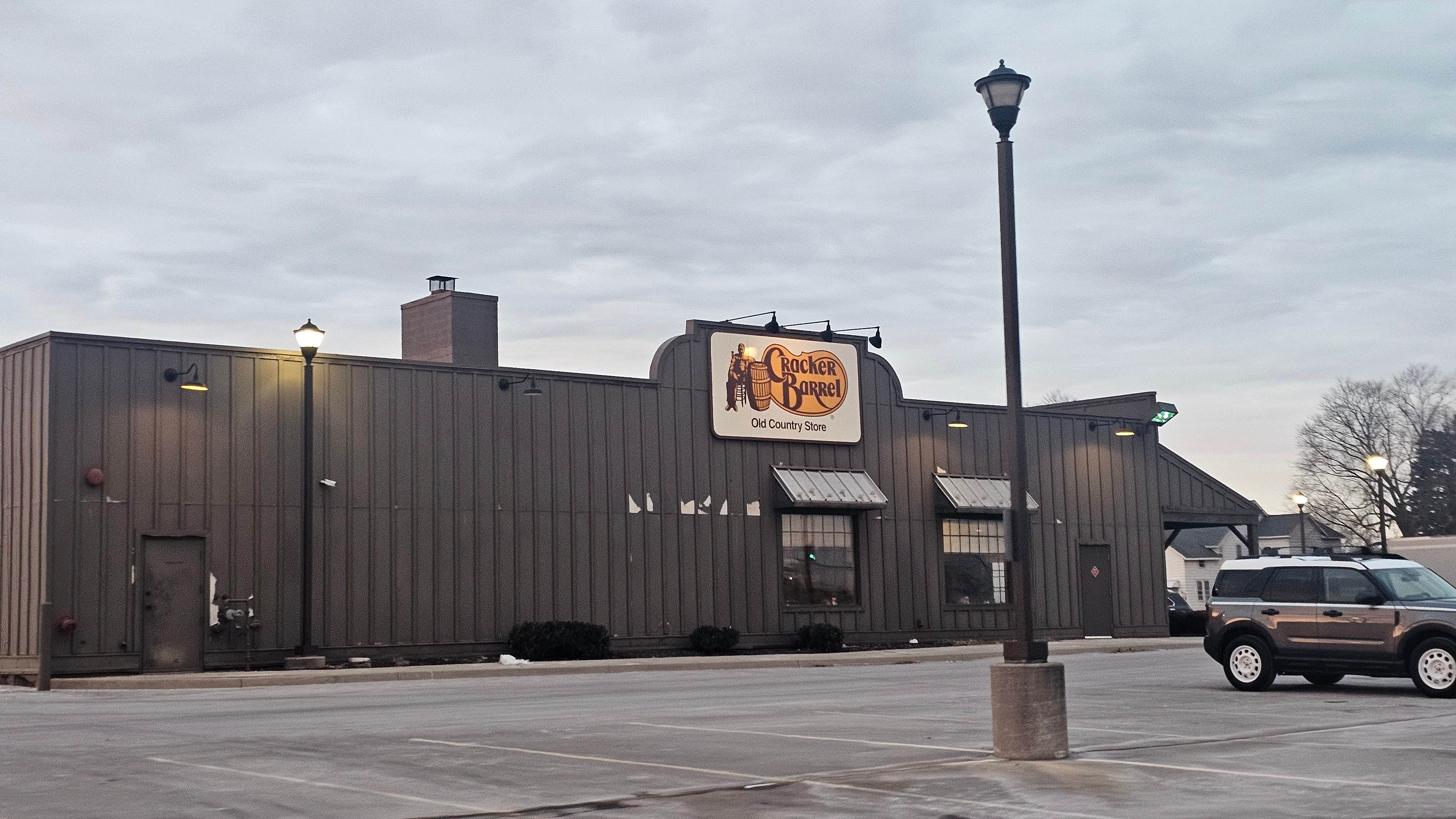 Cracker Barrel — Auburn