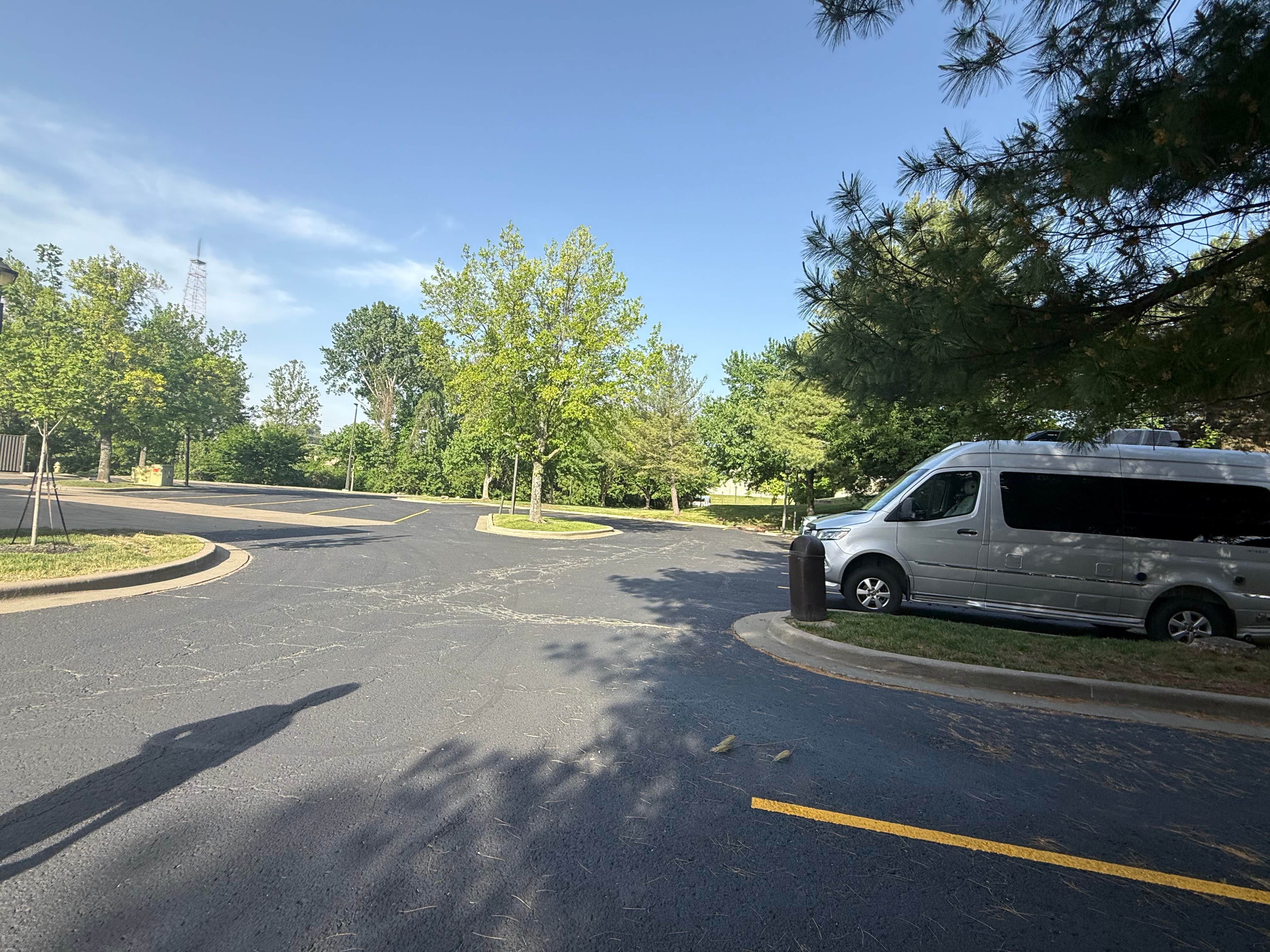 Spicy  N.'s photo of rv camping at Cracker Barrel — Saint Joseph near St. Joseph, MO