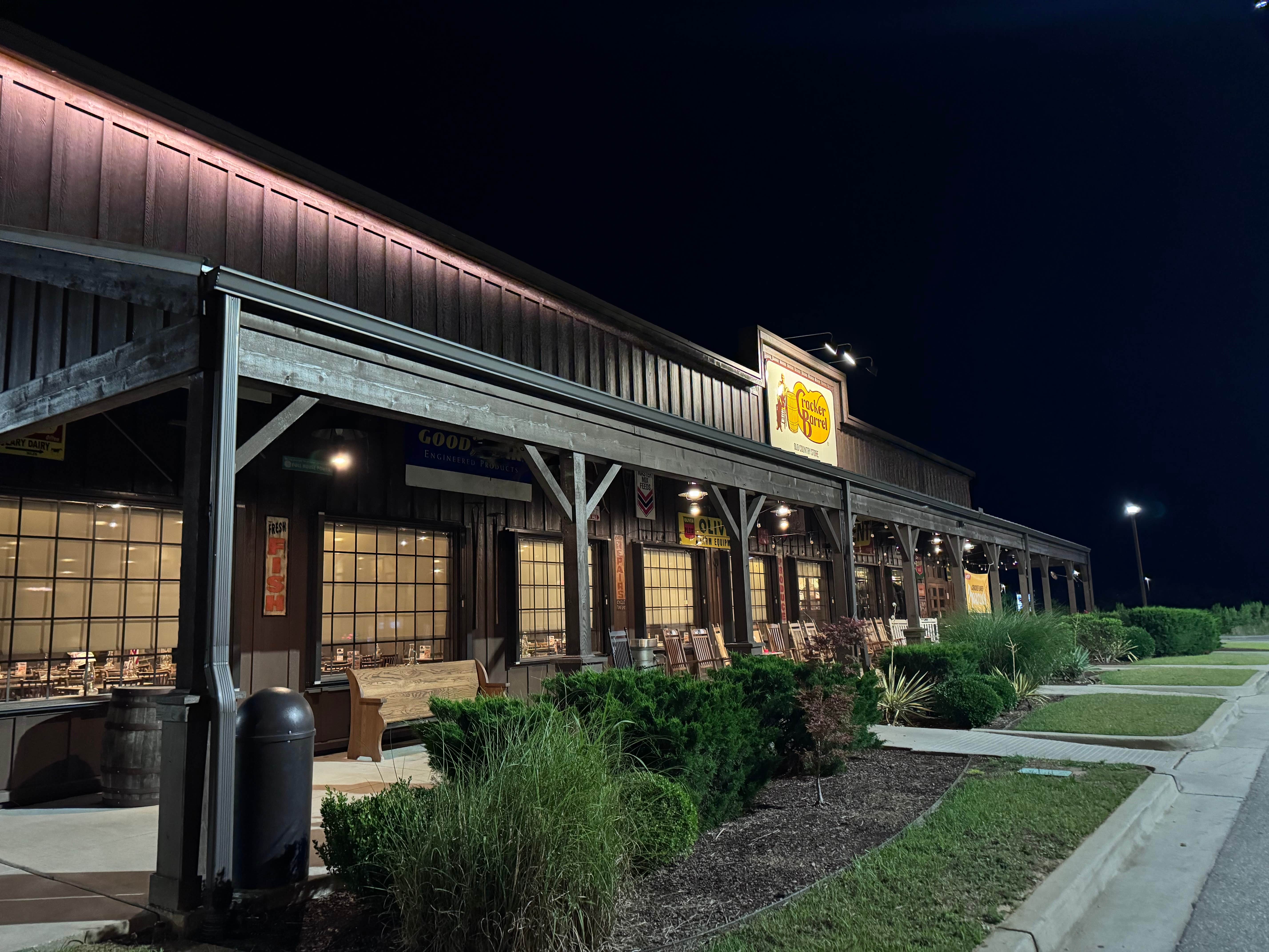 Cracker Barrel — Saraland