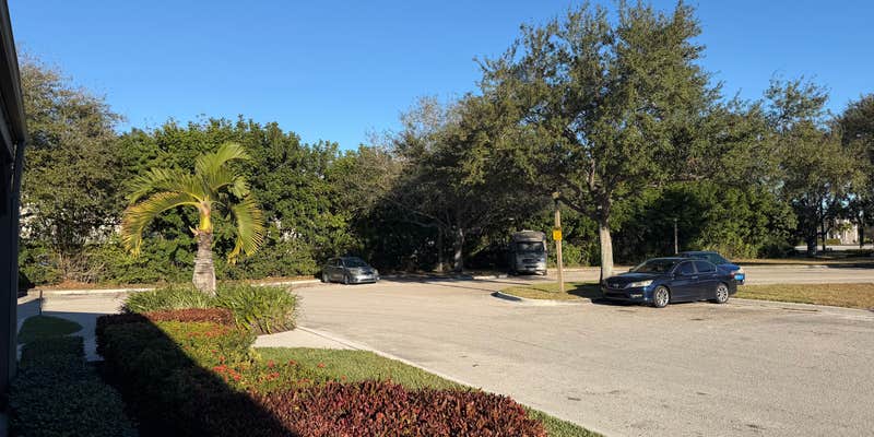 Camper submitted image from Cracker Barrel — West Palm Beach