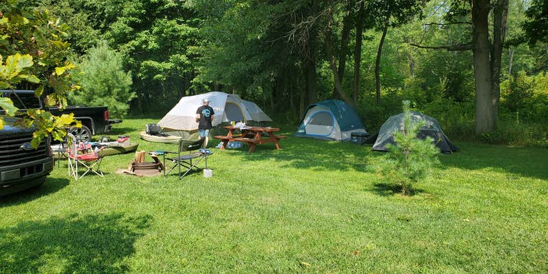 Camper submitted image from Crooked Creek Campground and Cabins