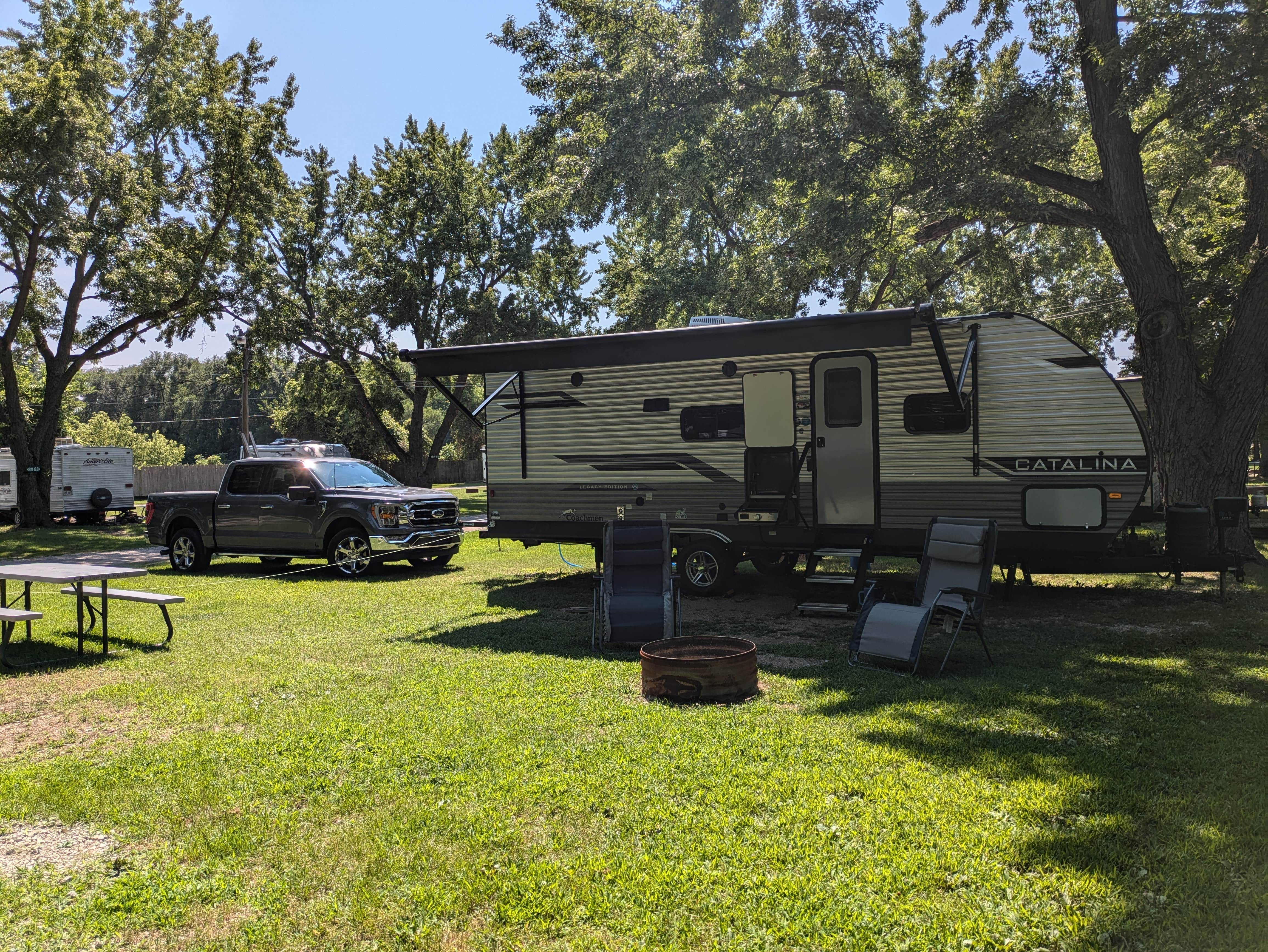 Camping near Wooded Trails: Eden Springs Park Campground, Watervliet, Michigan