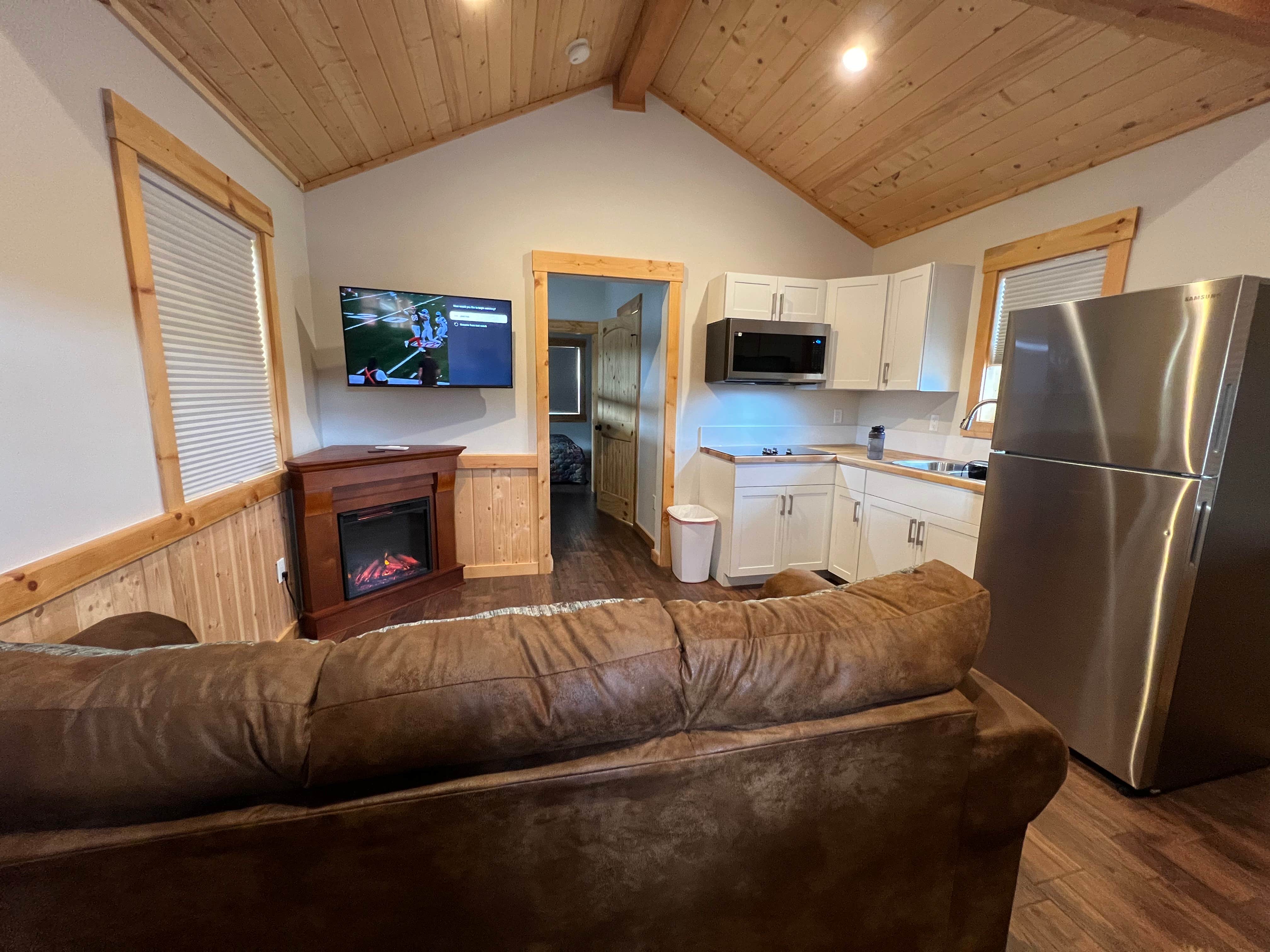 Camper submitted image from Edgewater RV Resort  & Motel - 5