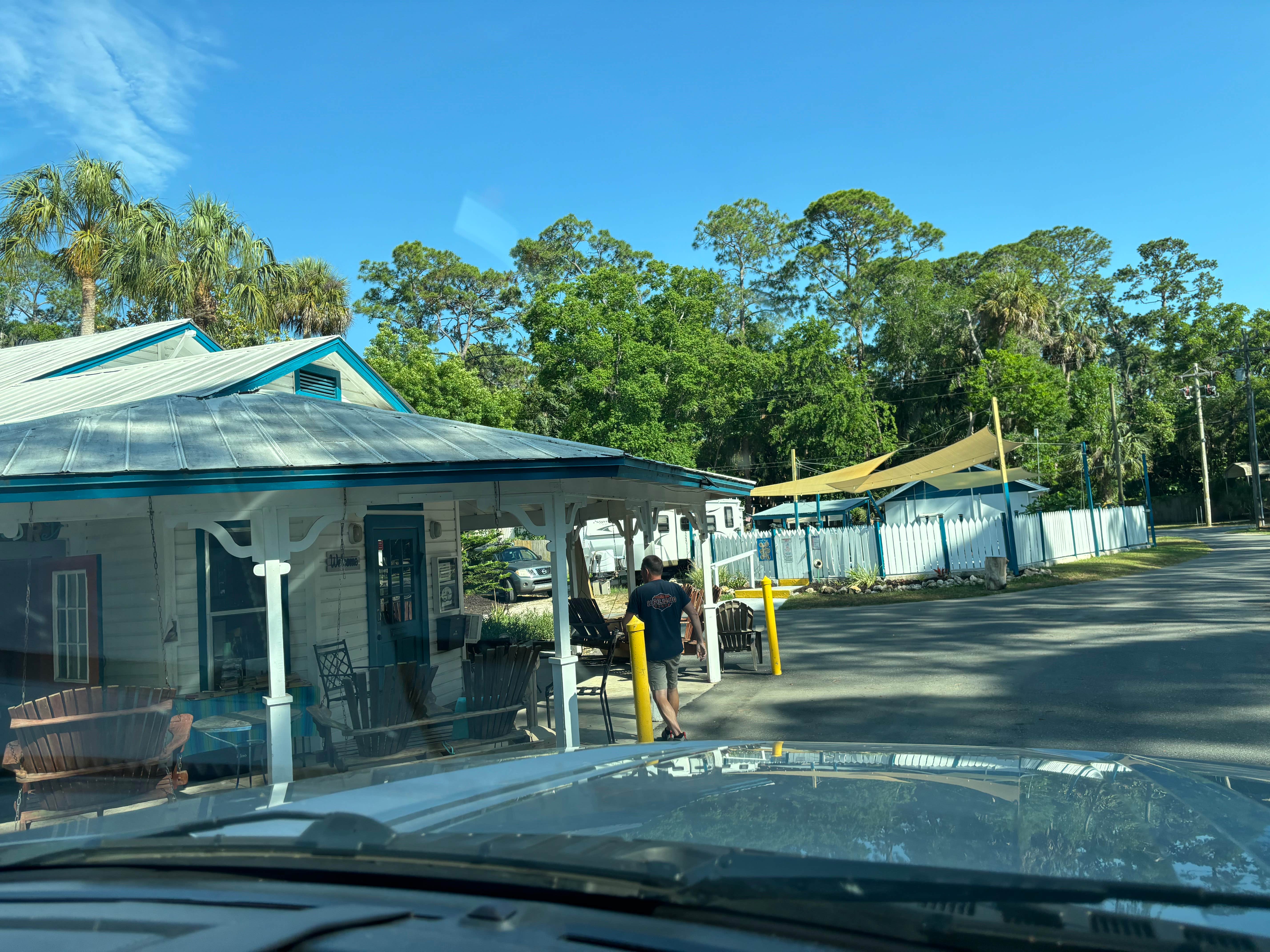 Camper submitted image from Eleanor Oaks RV Park - 2