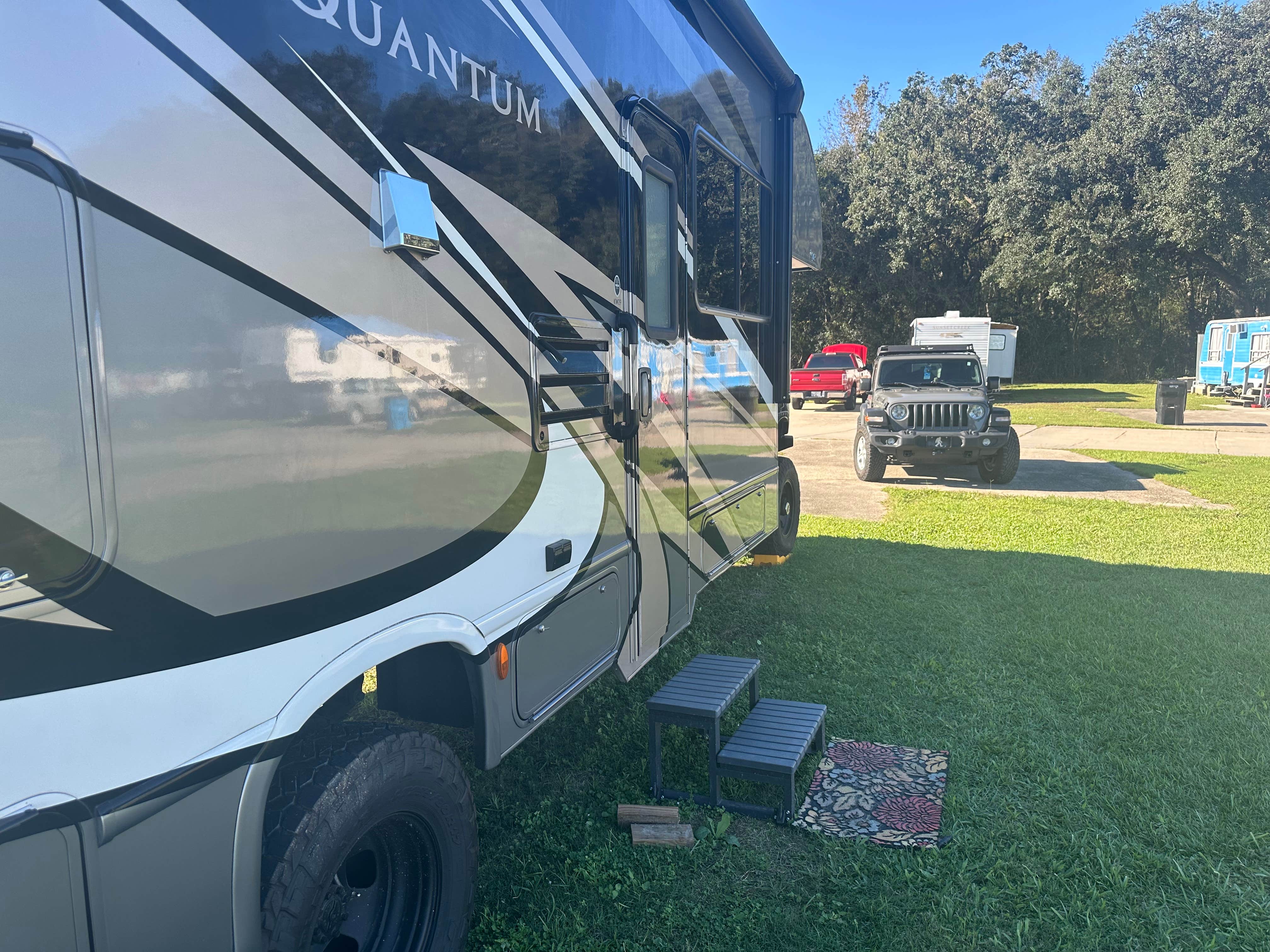 Camping near Grand Isle State Park Campground: Fanz Mobile Home & RV Park, Belle Chasse, Louisiana