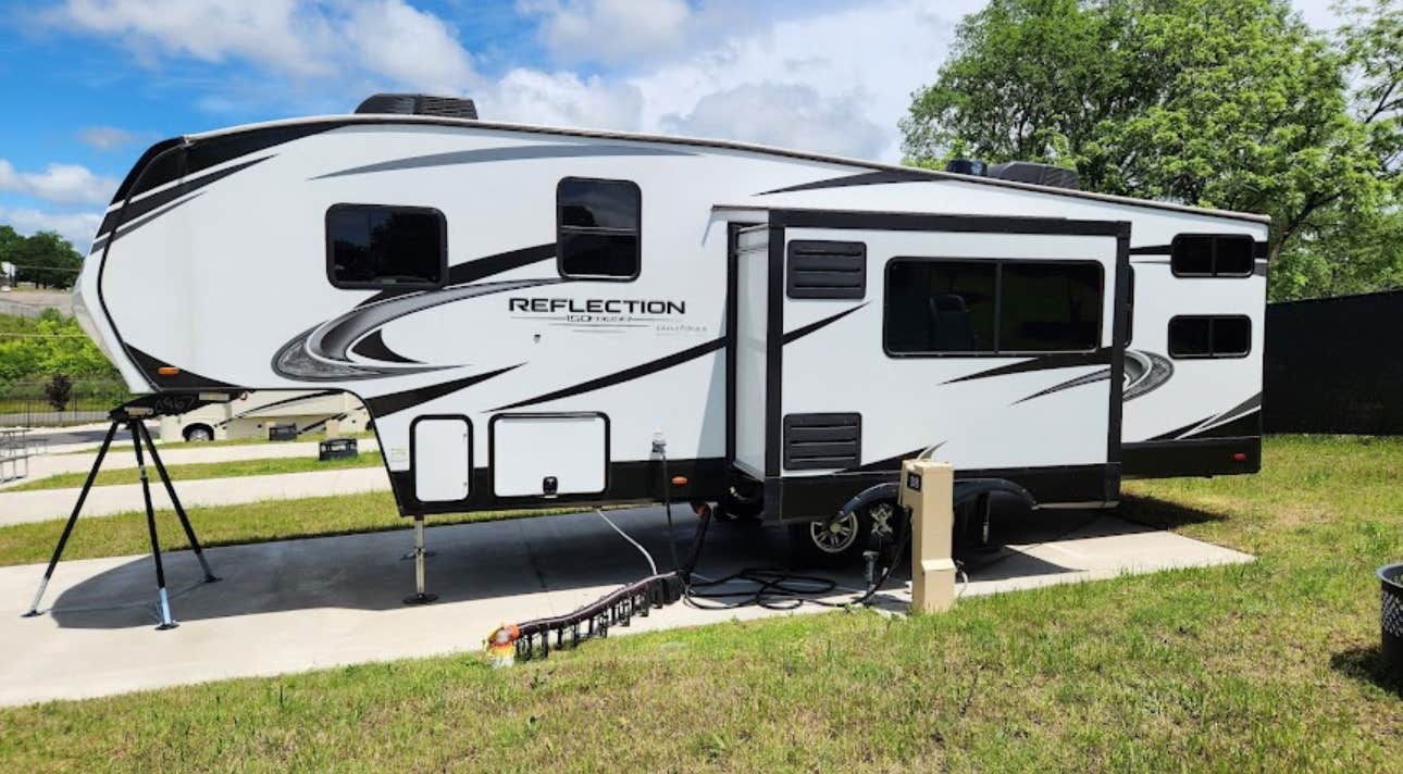 Stacey L.'s photo of rv camping at Hot Springs Arkansas Finish Line RV Park Walk to Oaklawn and Bathhouse Row near Story, AR