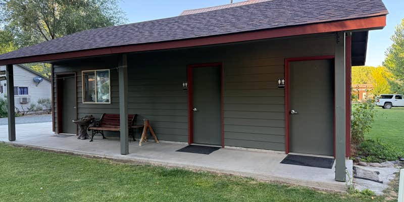 Camper submitted image from Fish House Inn and RV Campground