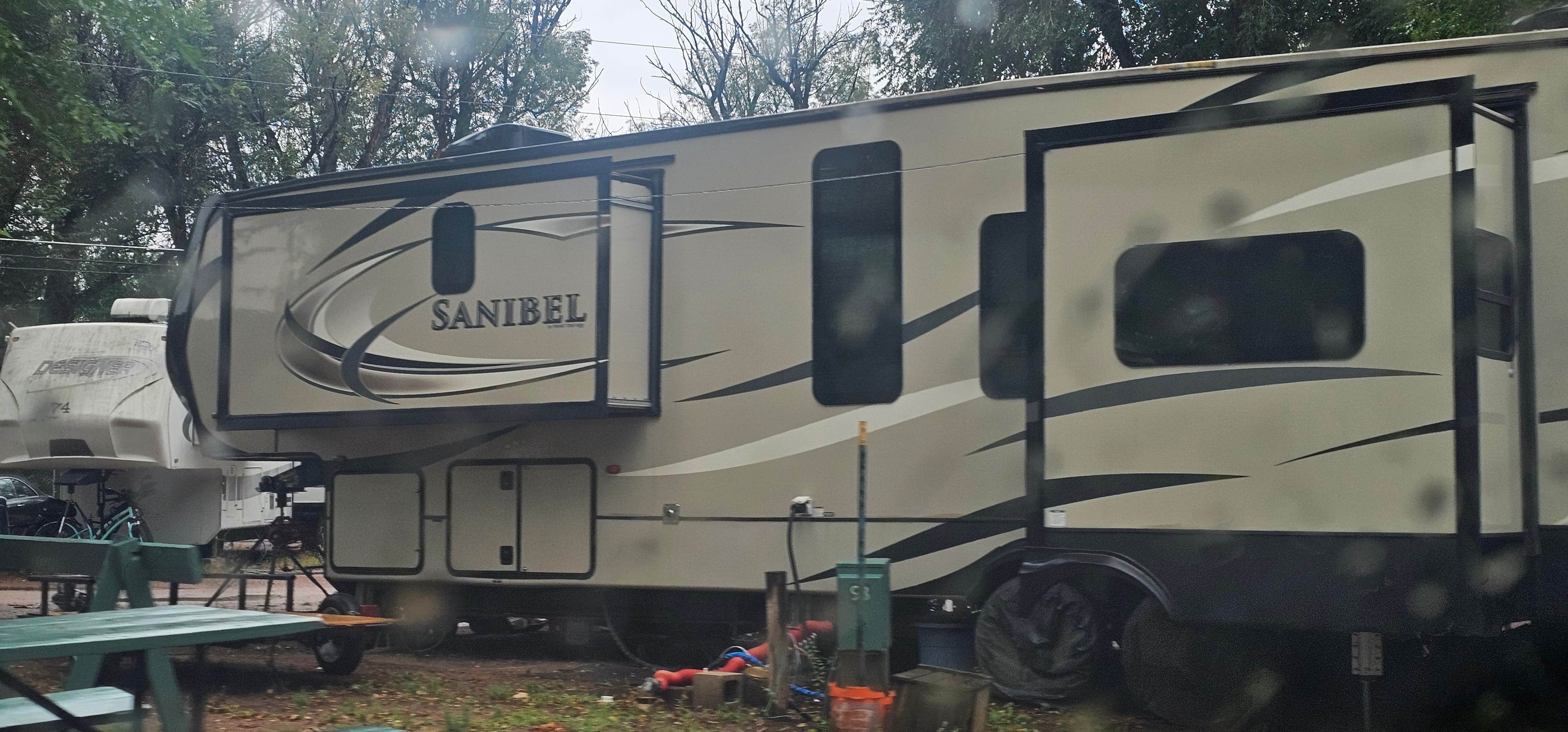 Camping near Foot Of The Rockies RV Resort: Fountain Creek RV Park, Manitou Springs, Colorado