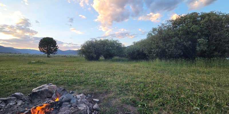 Camper submitted image from Free and Dispersed Lake Acess