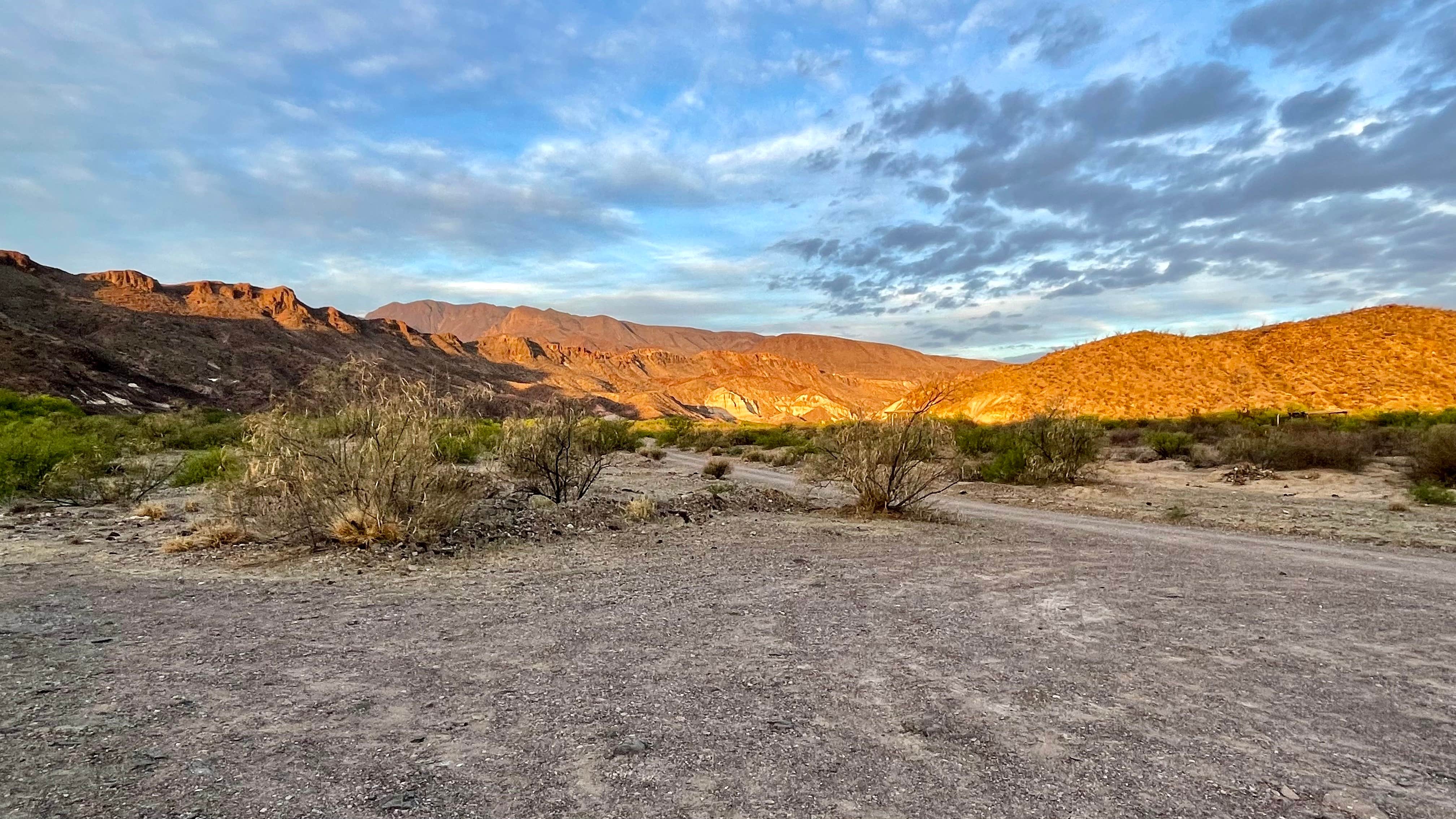 Camper submitted image from Grassy Banks Campground - Barton Warnock Visitor Center - 2