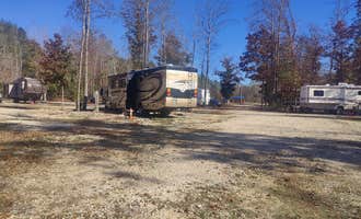 Camping near Deer Point Resort: H & H Campground, Holladay, Tennessee
