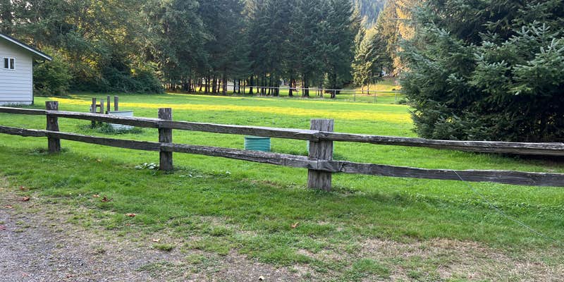 Camper submitted image from Hard Rain Cafe & RV Park