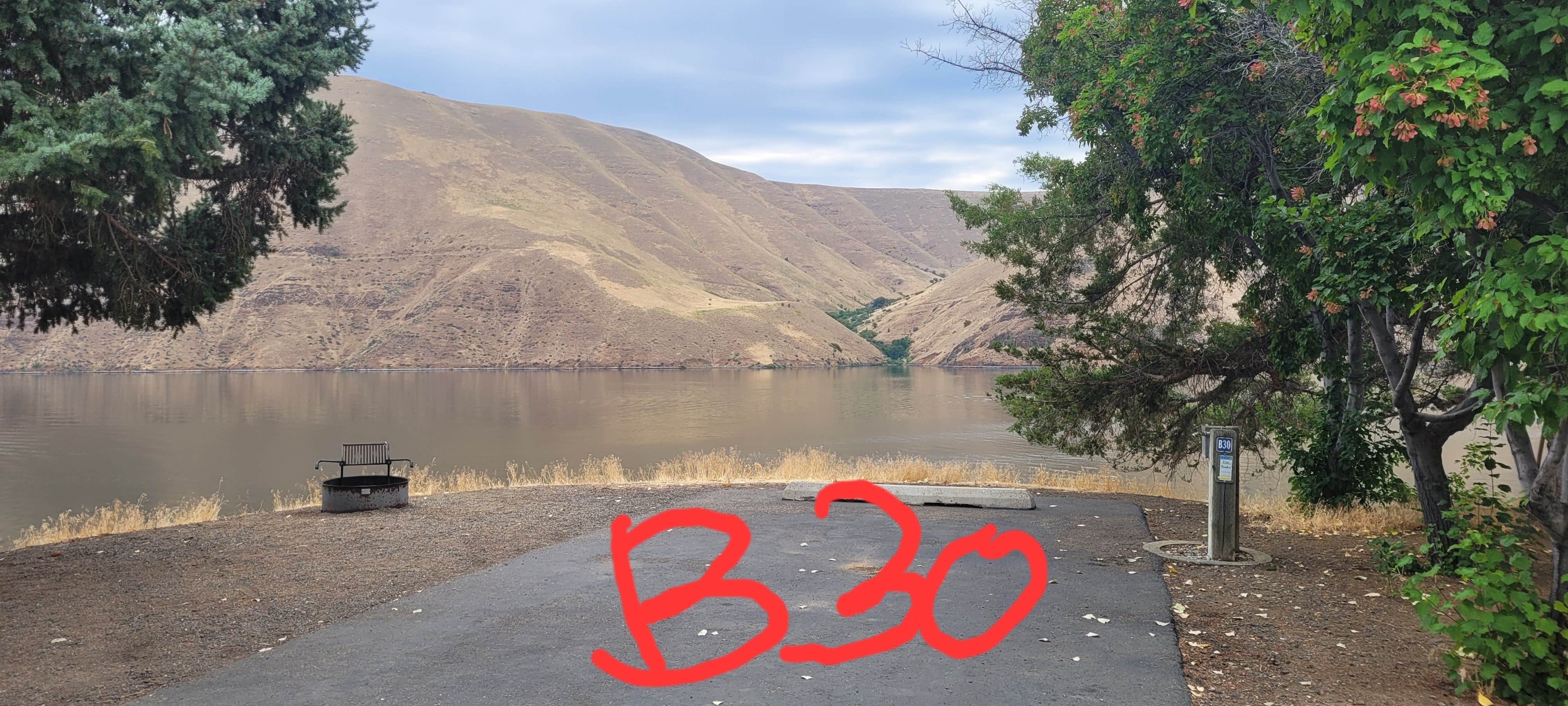 Camper submitted image from Hells Canyon Recreation Area - Woodhead Campground - 2