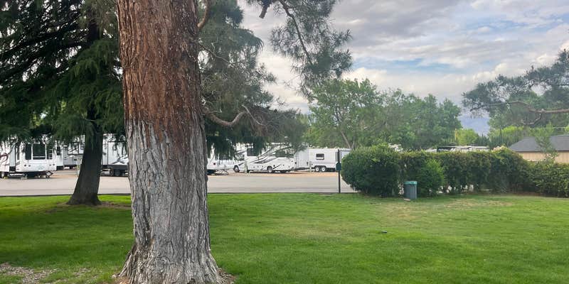 Camper submitted image from Highlands RV Park