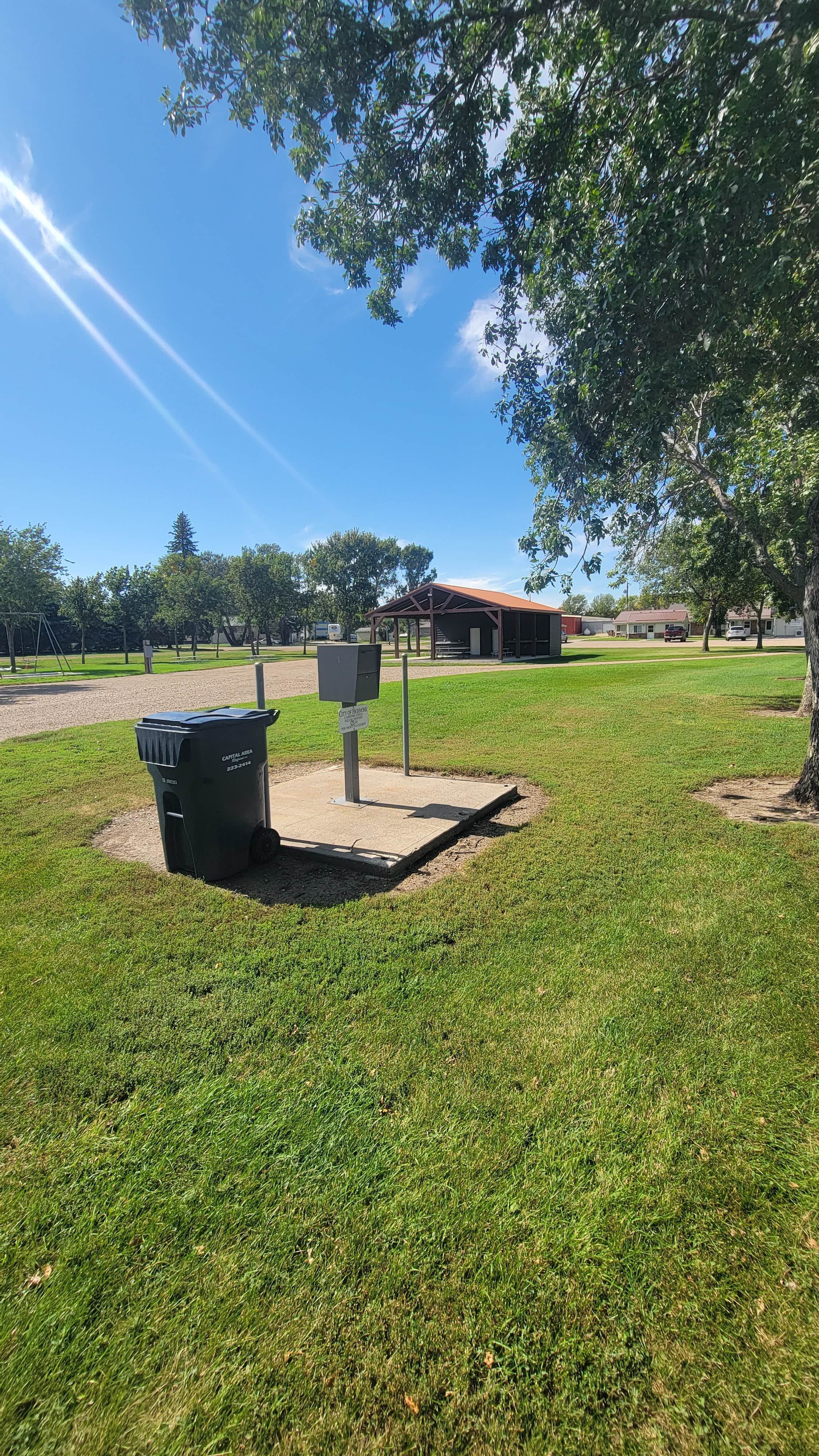 Camping near Gettysburg City Park: City Park East, Pierre, South Dakota