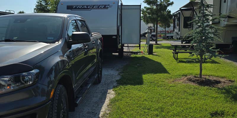 Camper submitted image from Hinton RV Park