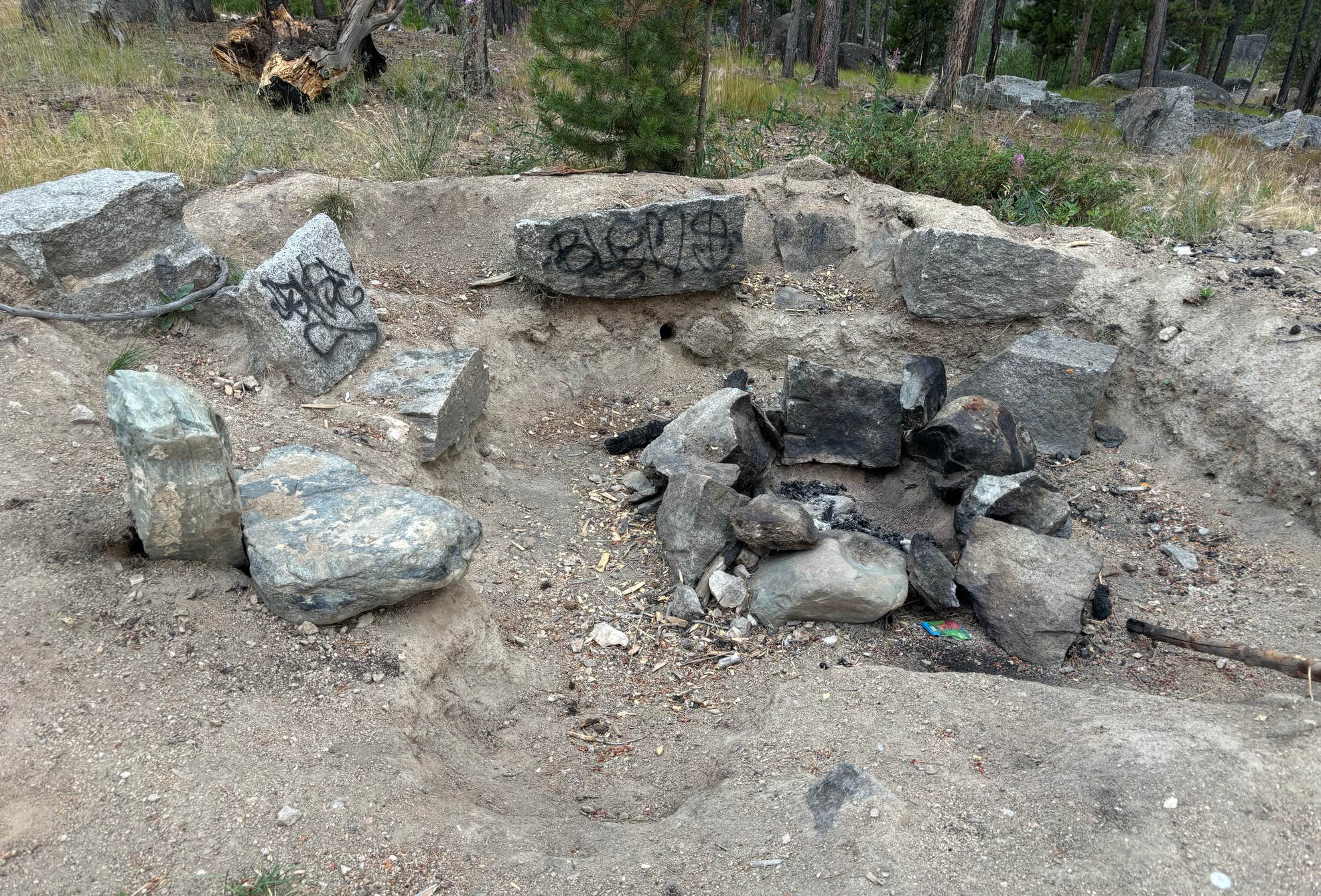 Homestake Pass Rocks Homestake Pass Dispersed Camping | Butte, Montana