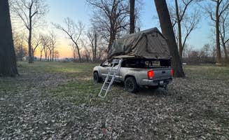 Carter G.'s photo of a dispersed camping area at Hoot Owl Bend near Falls City, NE