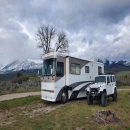 Indian Rocks - Dispersed Camping