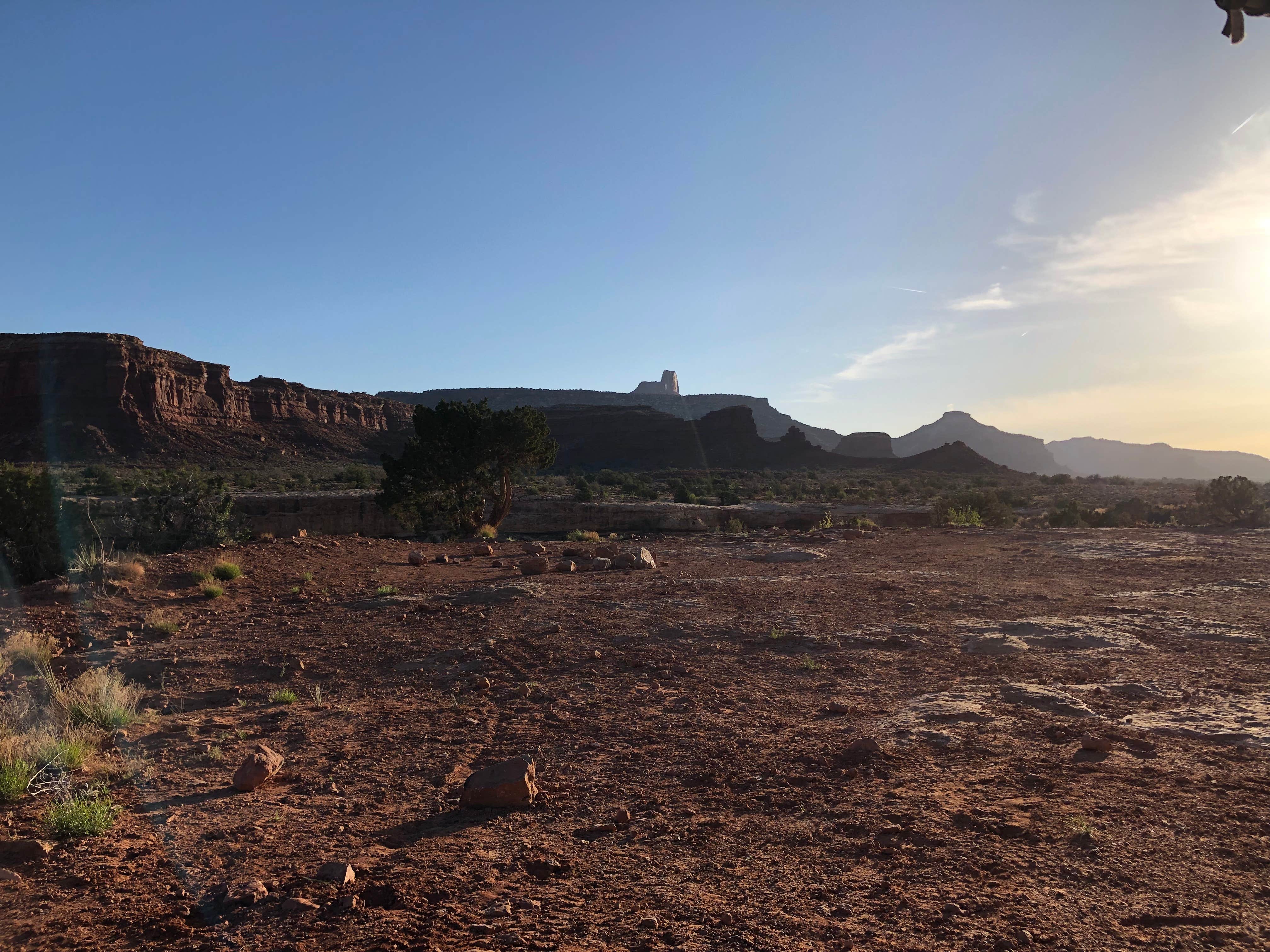 Camping near Blue Notch Canyon Primitive — Glen Canyon National Recreation Area: Jacob's Chair Trail Basecamp, Eggnog, Utah