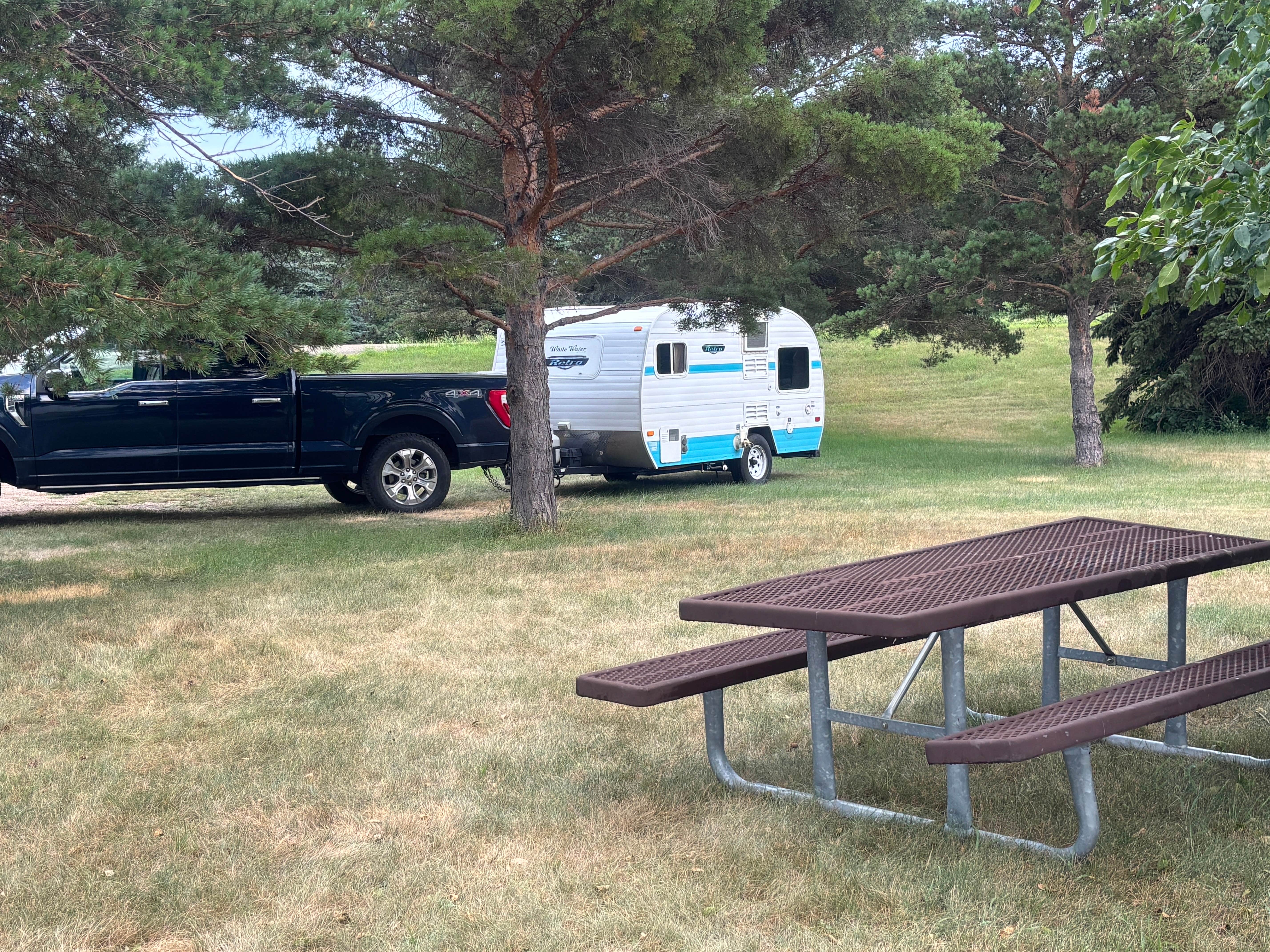 Camping near Parkhurst Campground - Pipestem: Jamestown ND Dam, Jamestown, North Dakota