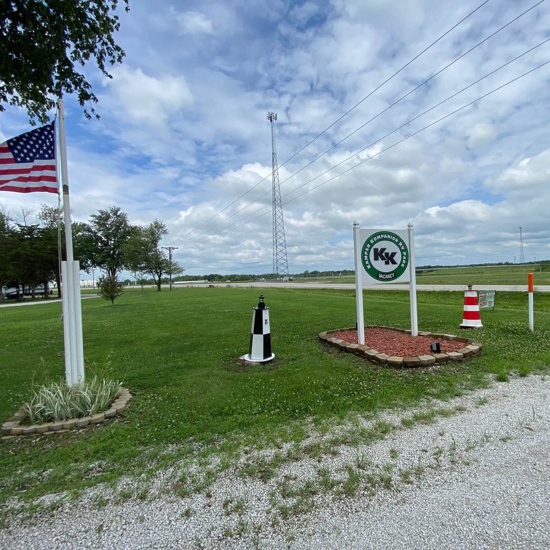 Kamper Kompanion RV Park | Litchfield, Illinois