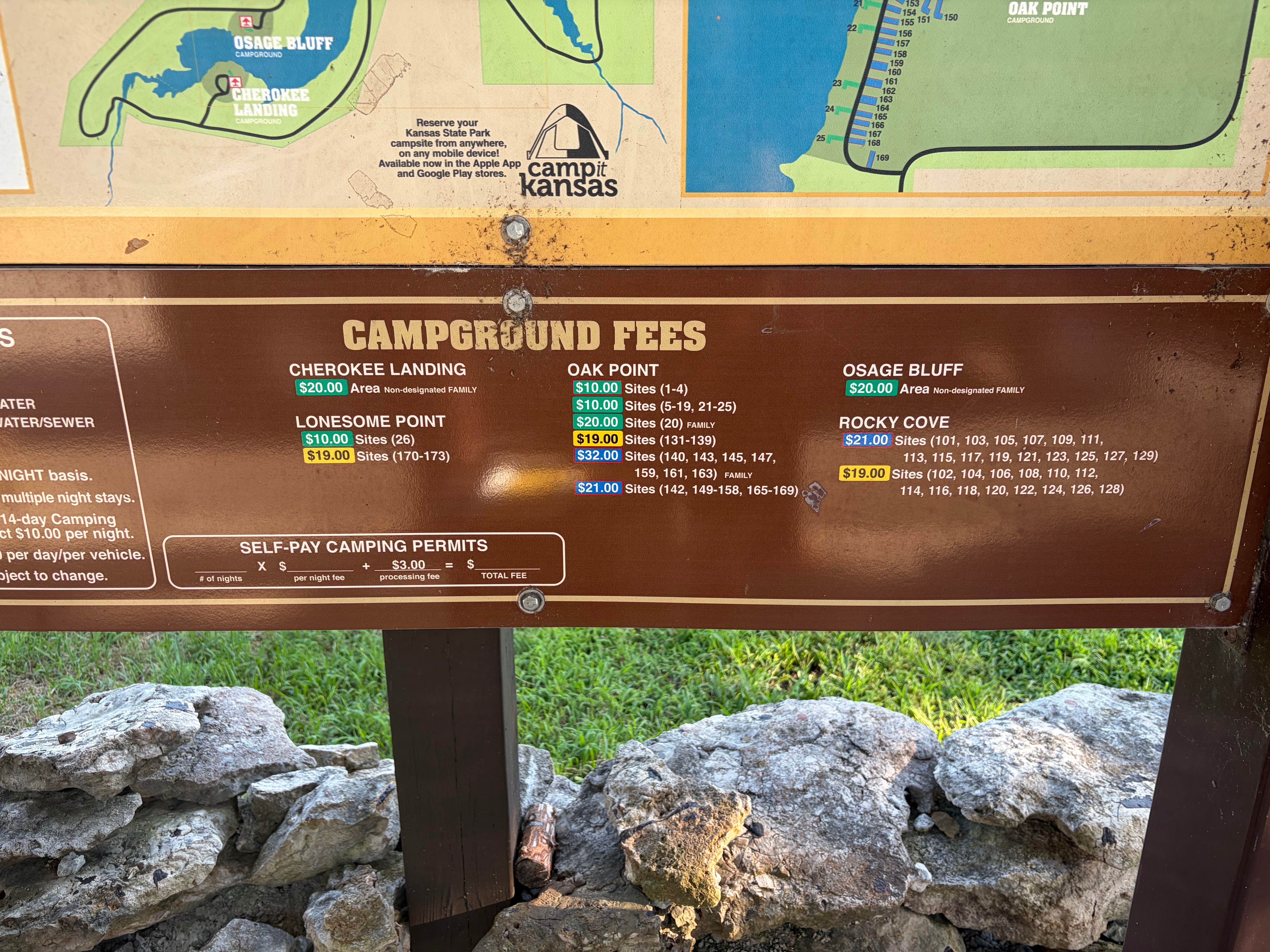 Camping near bourban state fishing lake: Oak Point Campground — Crawford State Park, Farlington, Kansas