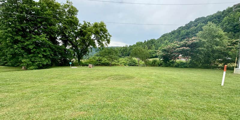 Camper submitted image from Kentucky Splash Waterpark & Campground