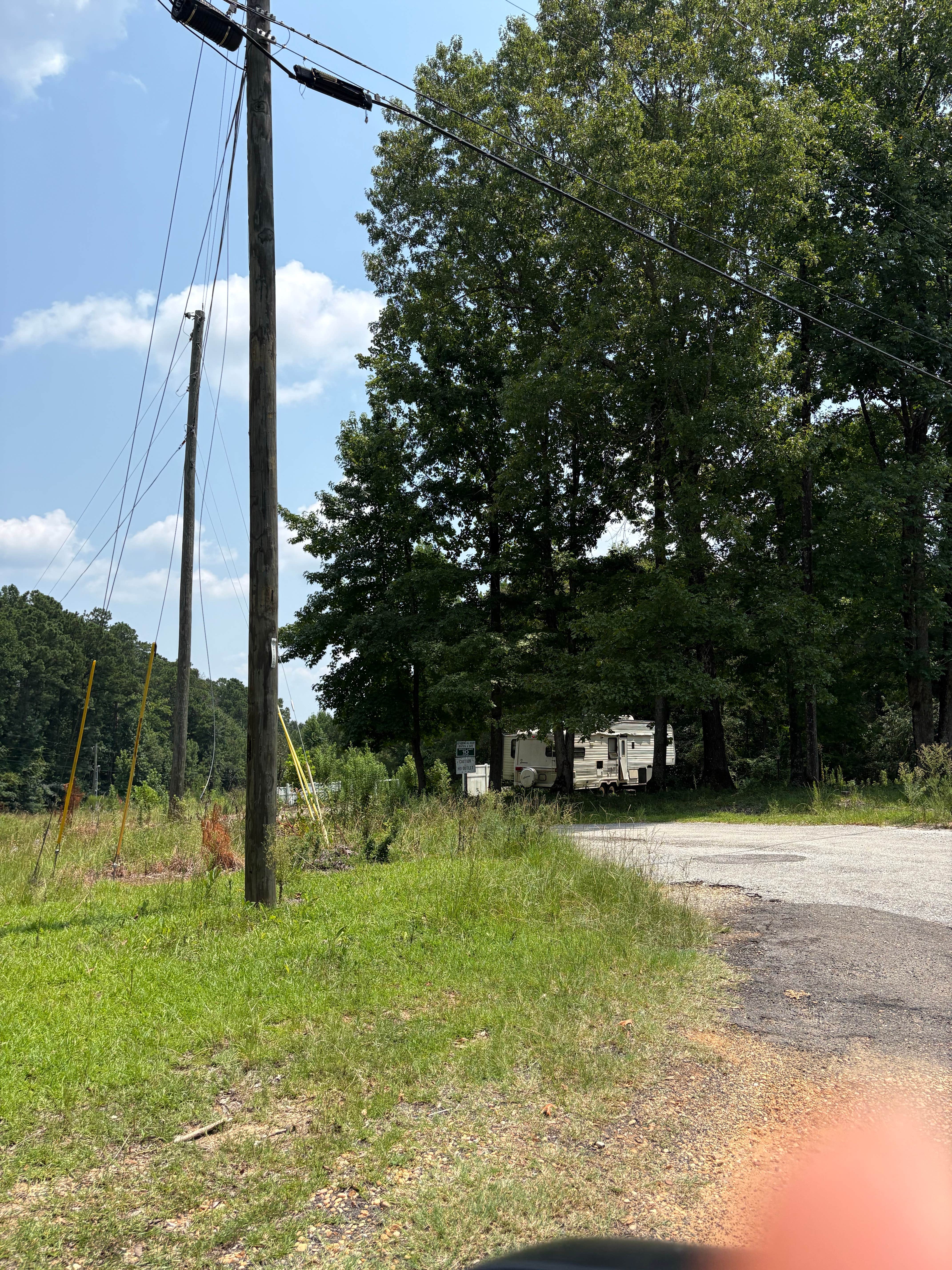 Camping near Payne Lake Spillway: Knox Hill RV Resort, Moundville, Alabama