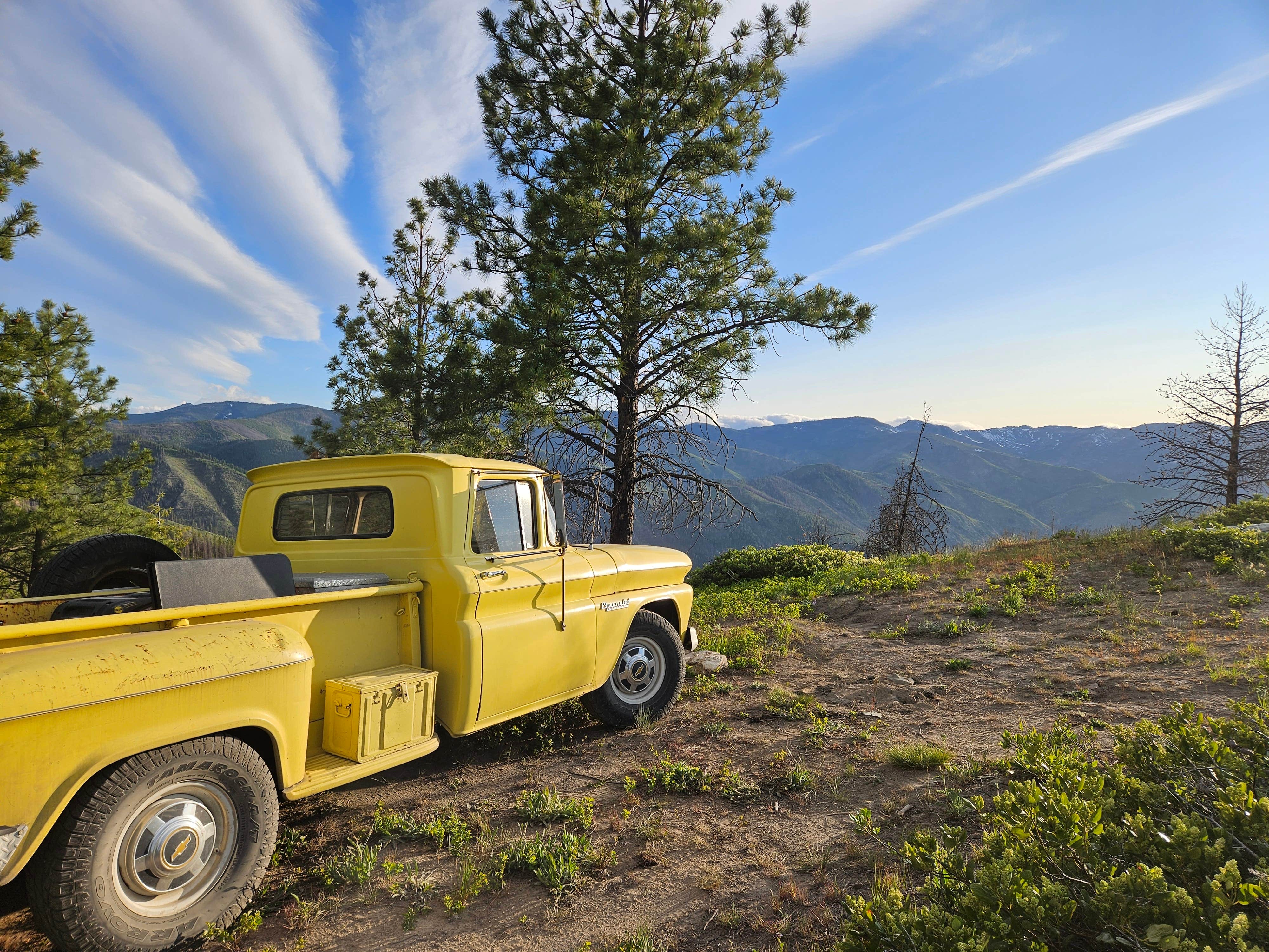 Camper submitted image from Lake Chelan Overlook - 4