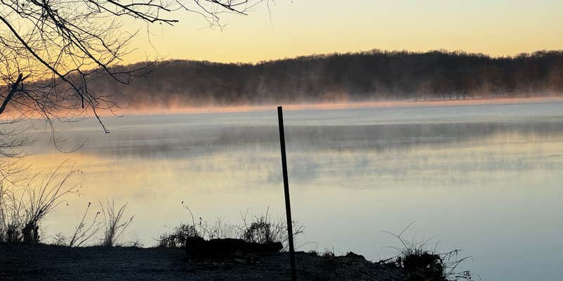 Camper submitted image from Land between The Lakes Bards Lake Tharp Road