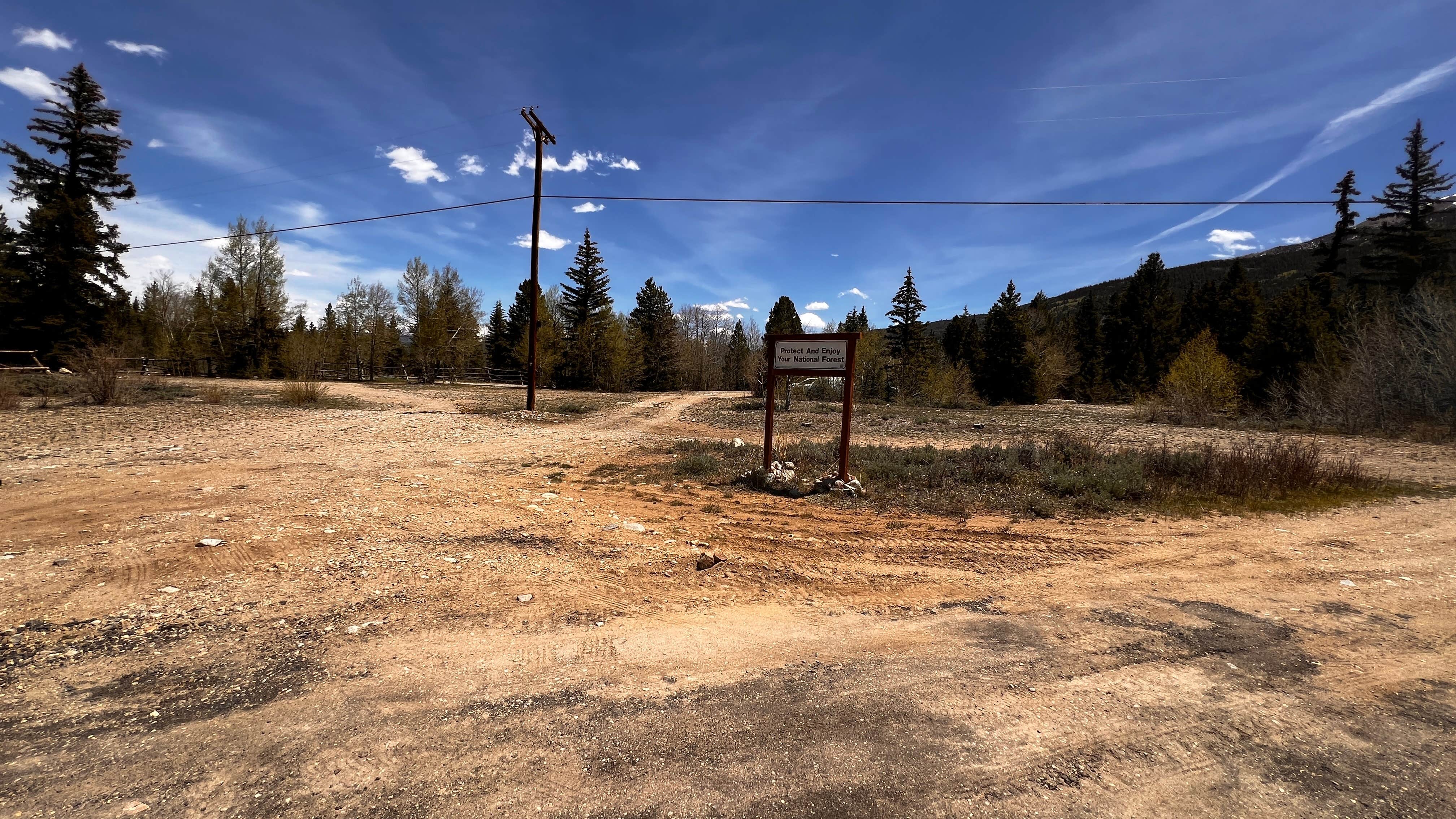 Camper submitted image from Lane Creek by Twin Lakes - 1