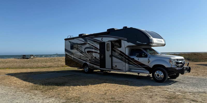 Camper submitted image from Lighthouse Cove RV Park