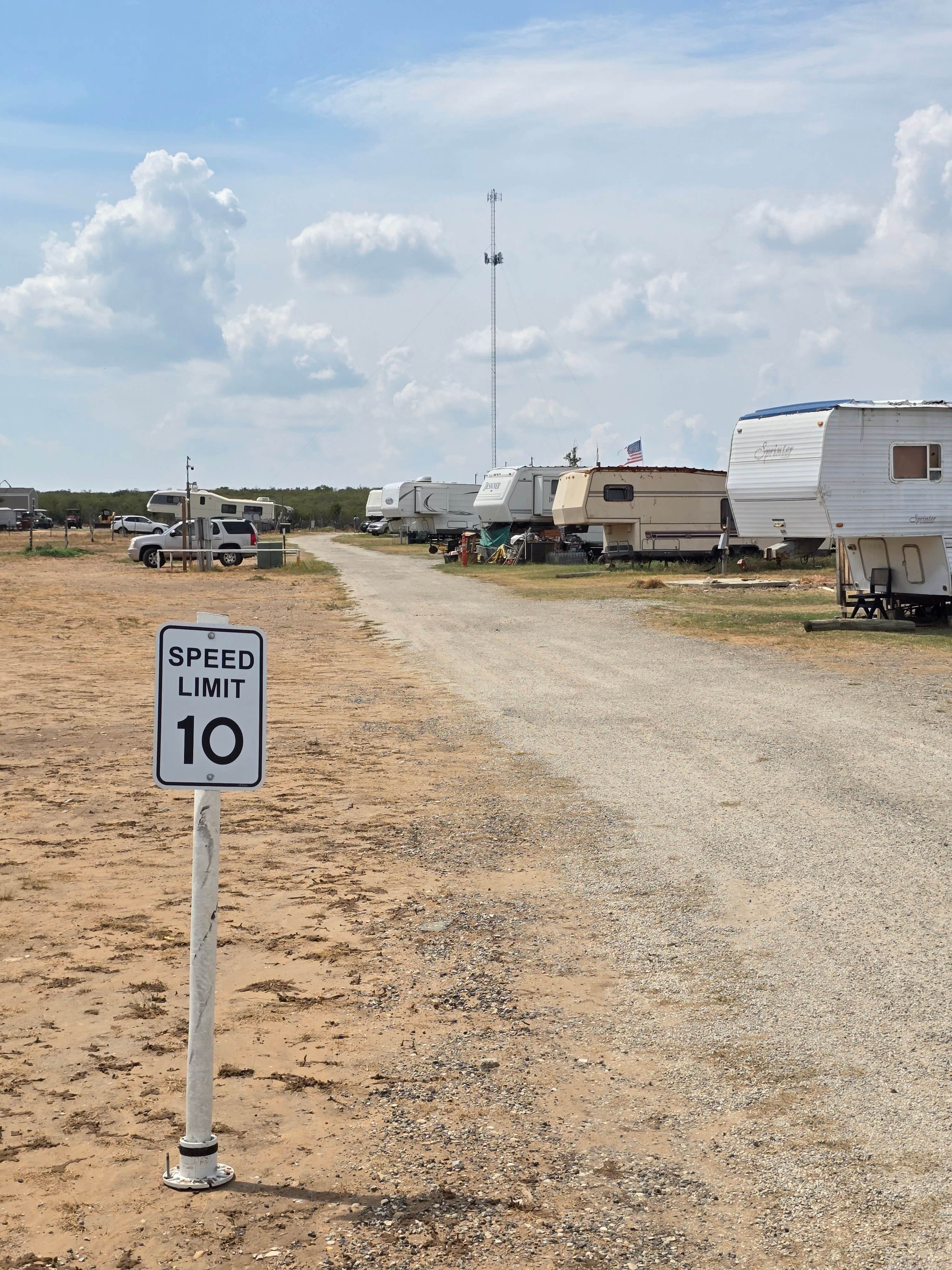 Camper submitted image from Lonestar Landing Rv Park - 4