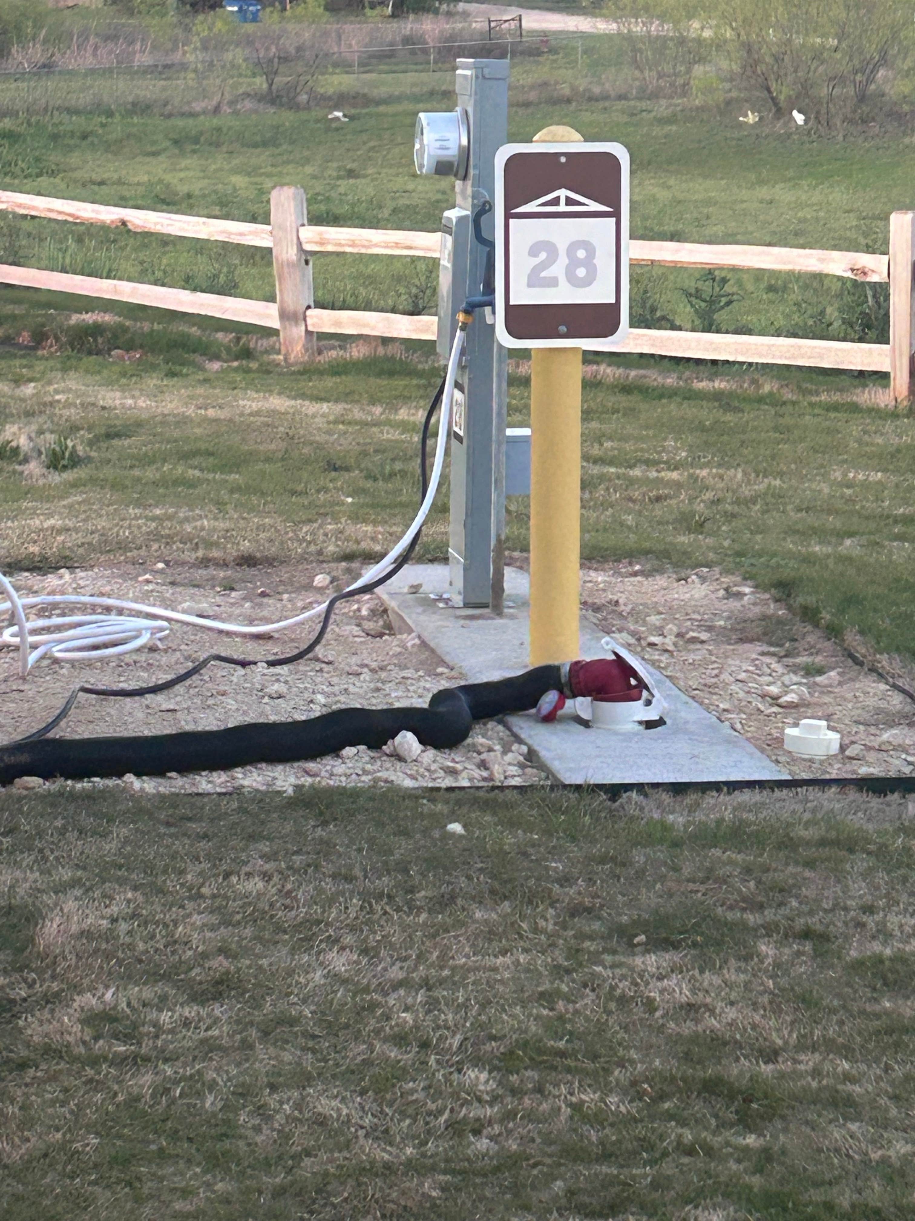 Camper submitted image from Love's RV Stop-Sweetwater TX 475 - 2