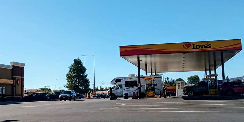 Camper submitted image from Love's Travel Stop