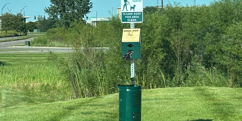 Camper submitted image from Loves Travel Stop-Parking