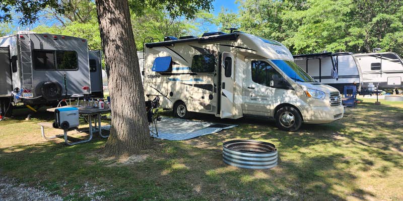 Camper submitted image from Oak Beach County Park Campground