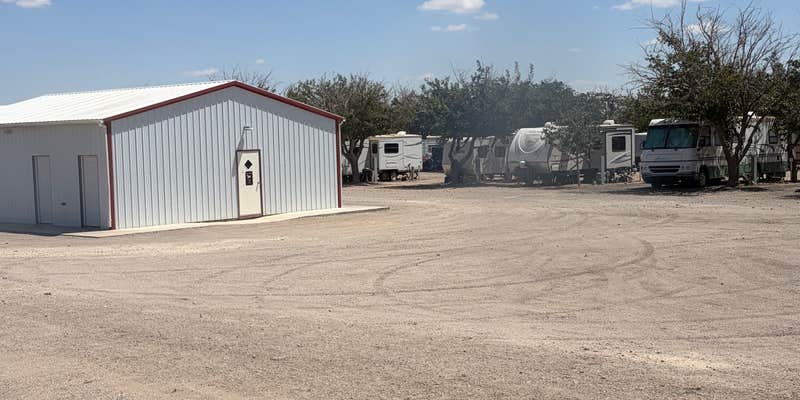 Camper submitted image from Midland RV Park