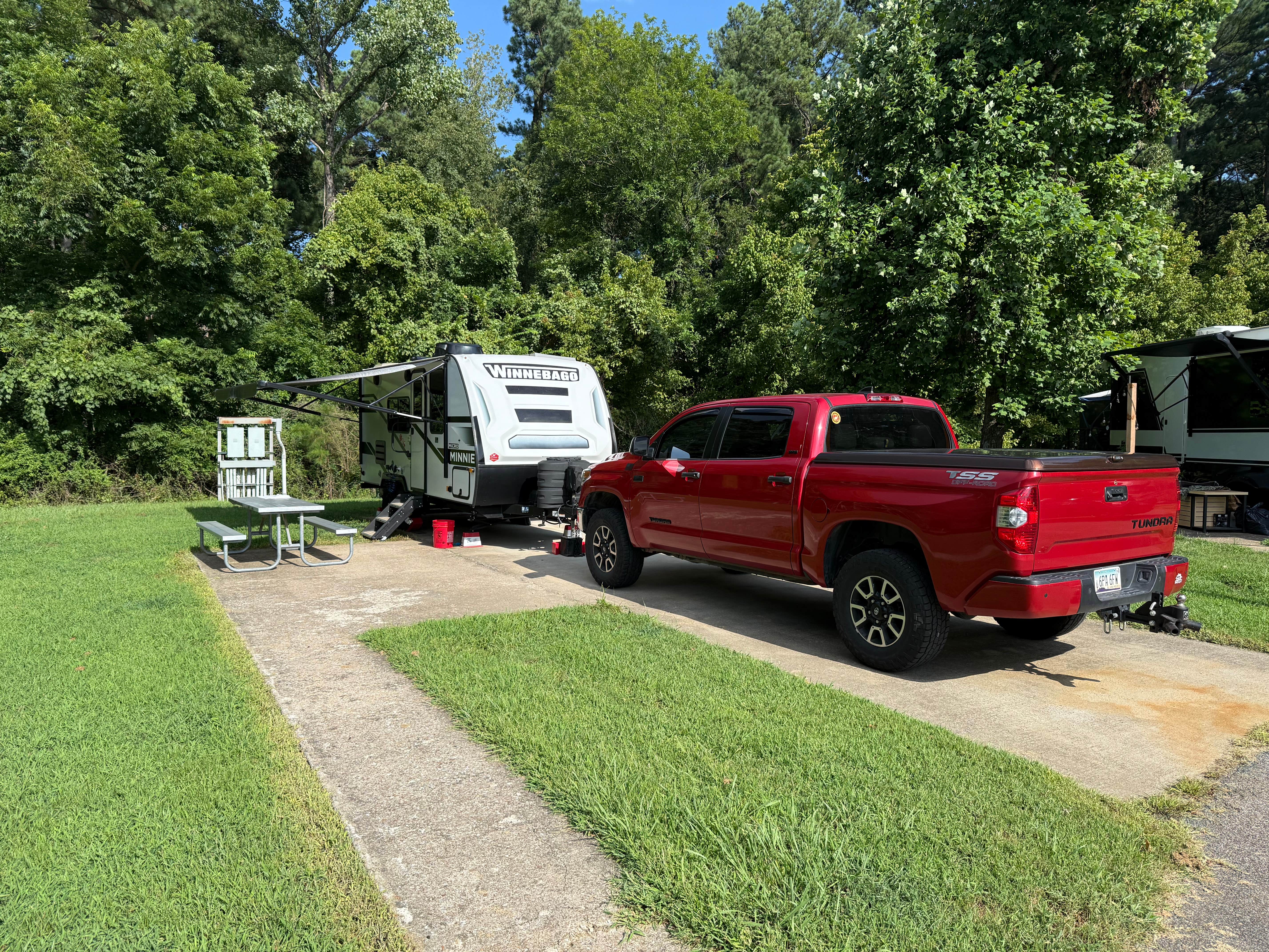 Camping near Willow's RV Park: Midway RV Park (Military), Millington, Tennessee