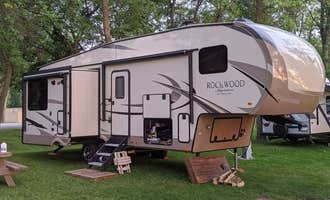 Camping near Swan Lake Resort & Campground: Tipsinah Mounds City Park, Evansville, Minnesota