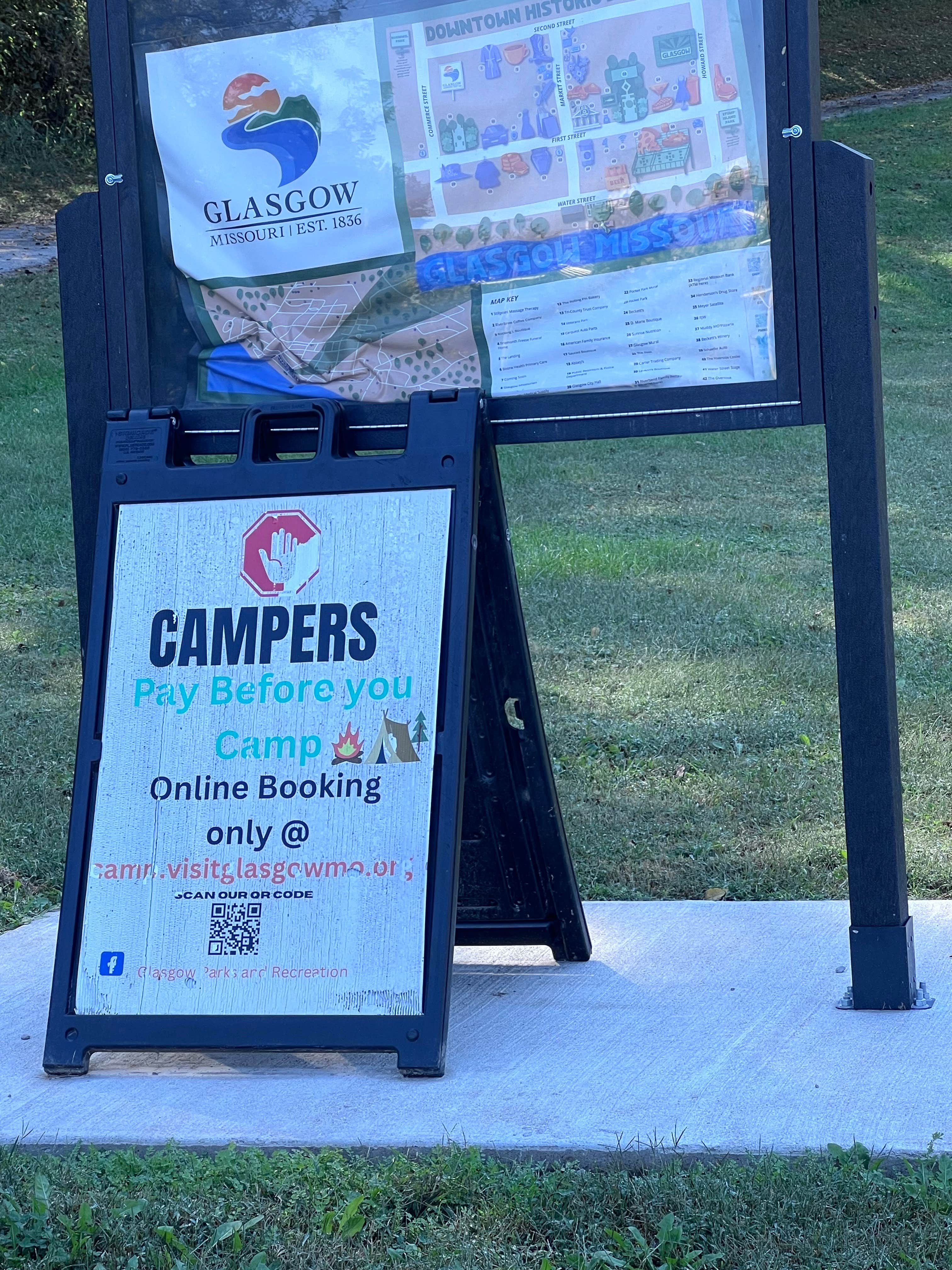 Camping near Roberts Bluff Access: Stump Island Park, Fayette, Missouri