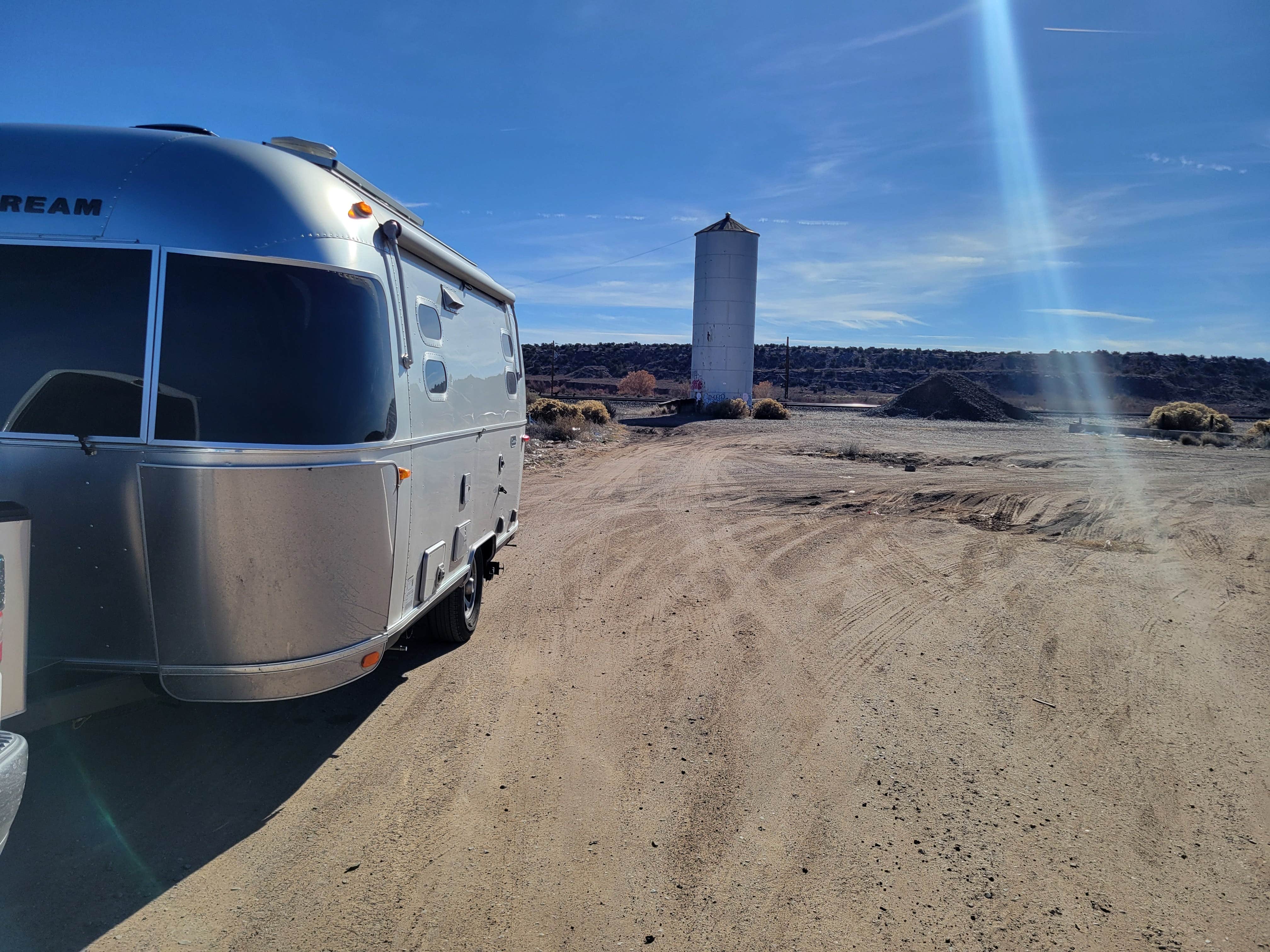 Camper submitted image from Mobil Truck Stop I-40 - 1