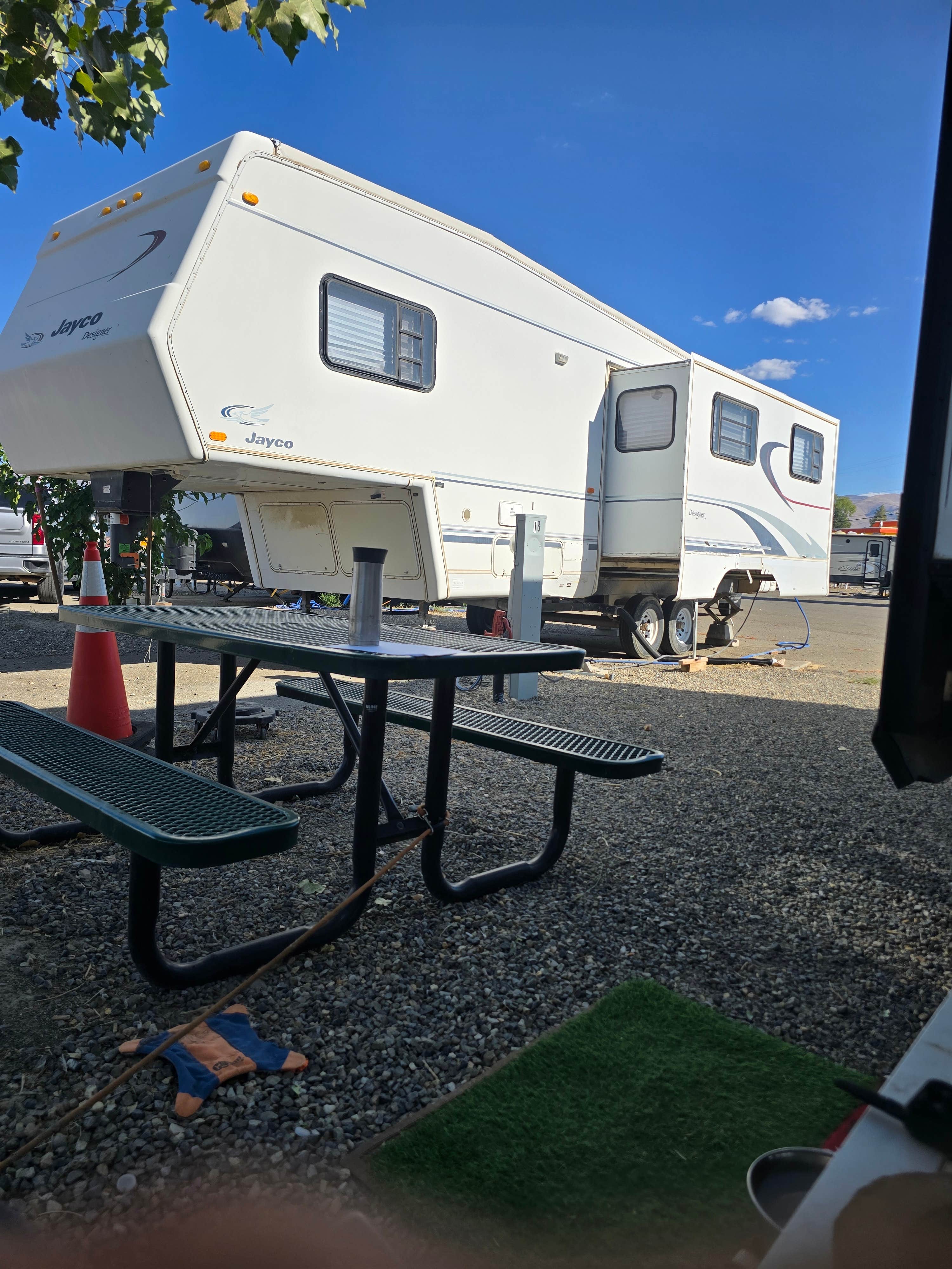 Camping near Star Point Trading Post & RV Park: Model T Casino, Hotel & RV Park, Winnemucca, Nevada