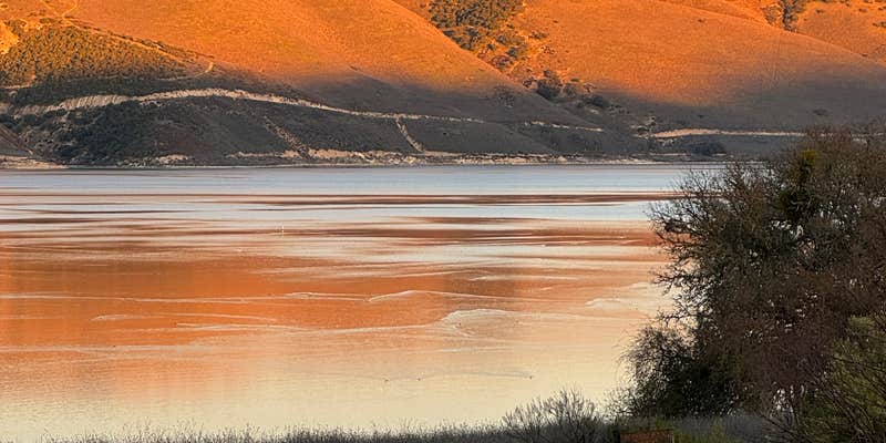 Camper submitted image from Monterey County Lake San Antonio South Shore