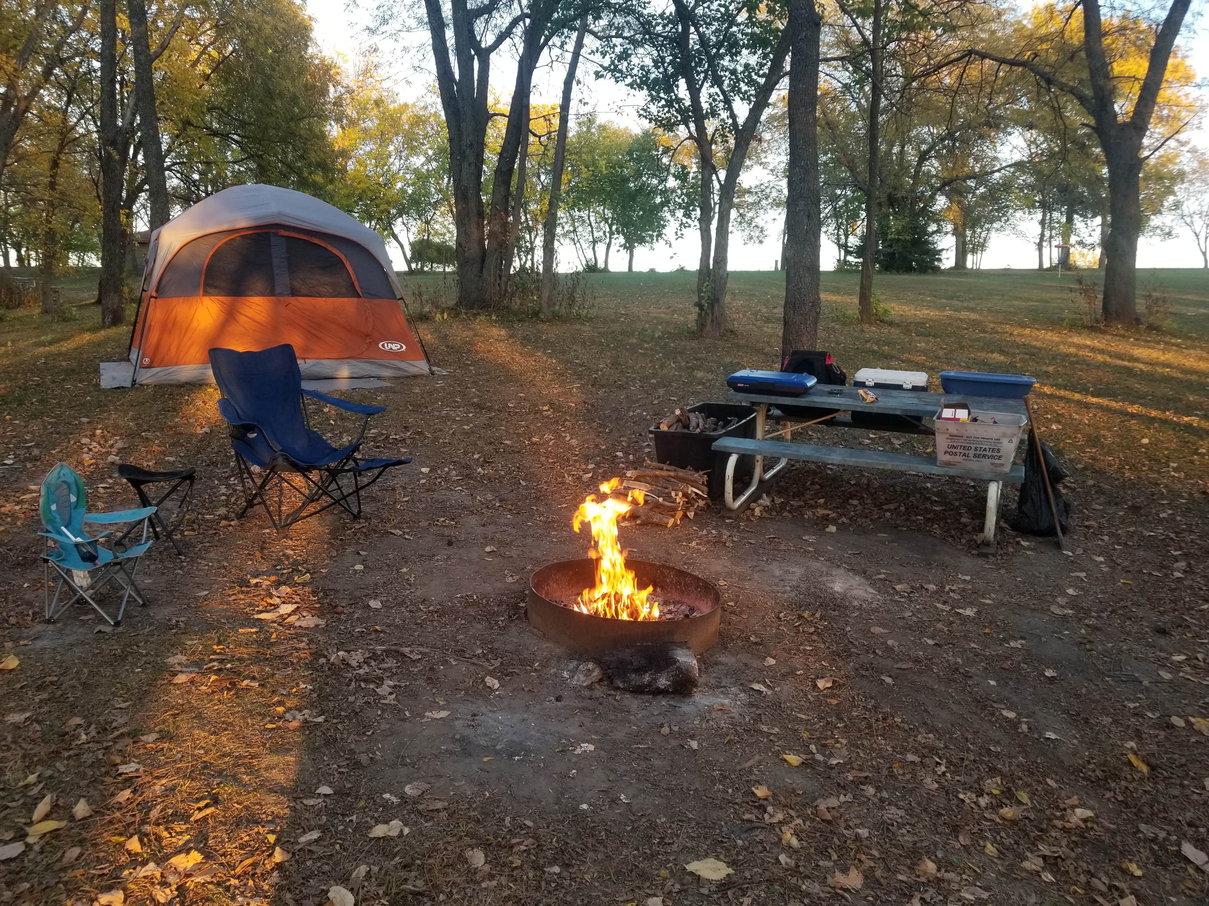 Camper submitted image from Mozingo Lake County Tent Campground - 2